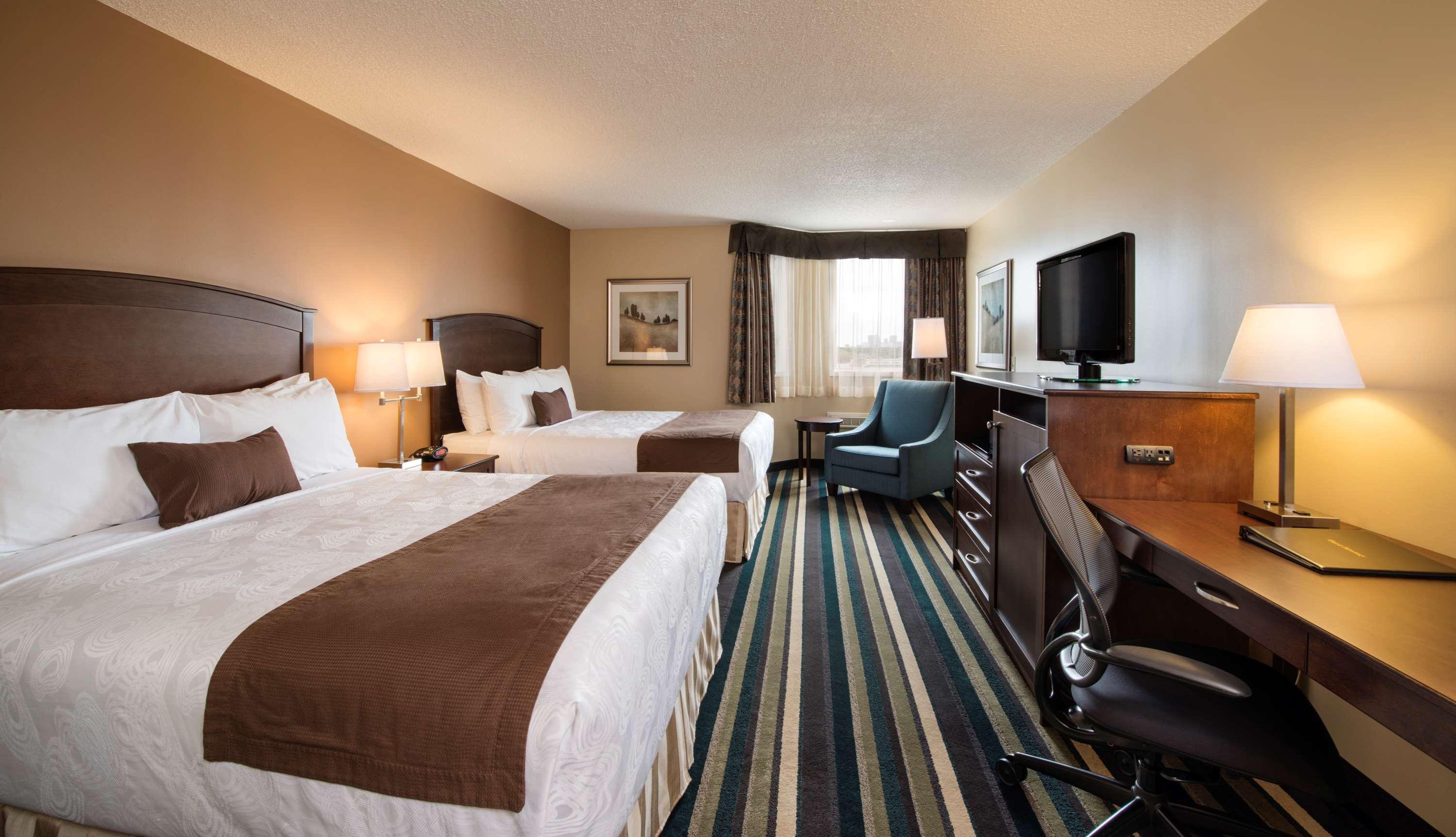Best Western Plus Winnipeg Airport Hotel — photo 4