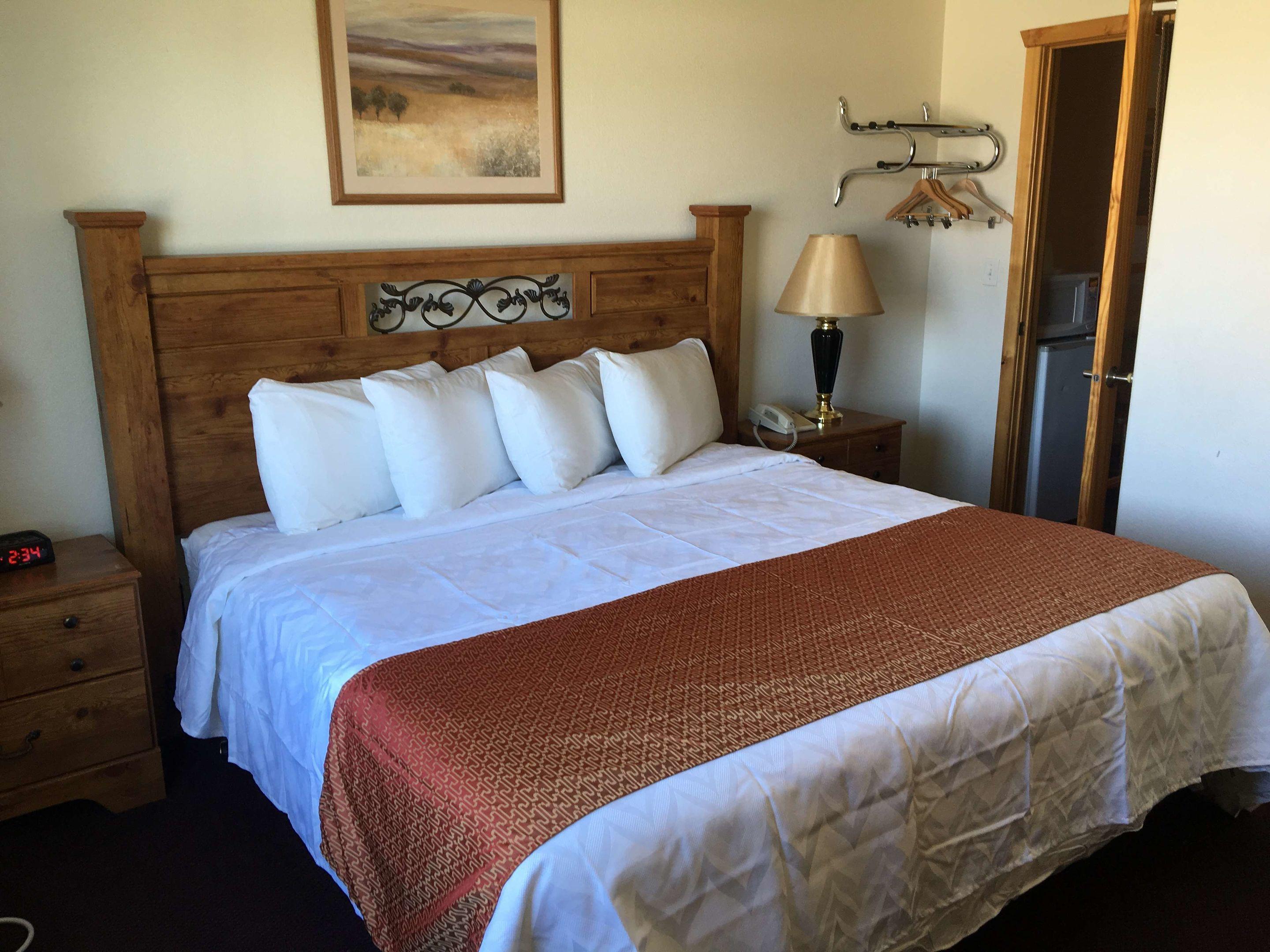 Days Inn & Suites Williston — photo 5