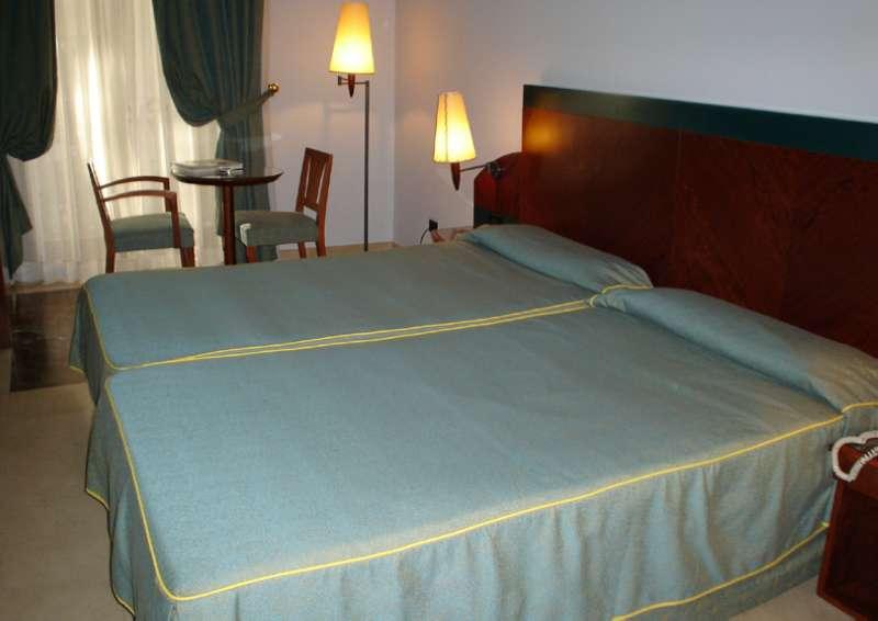 Gran Hotel Barcino — photo 5