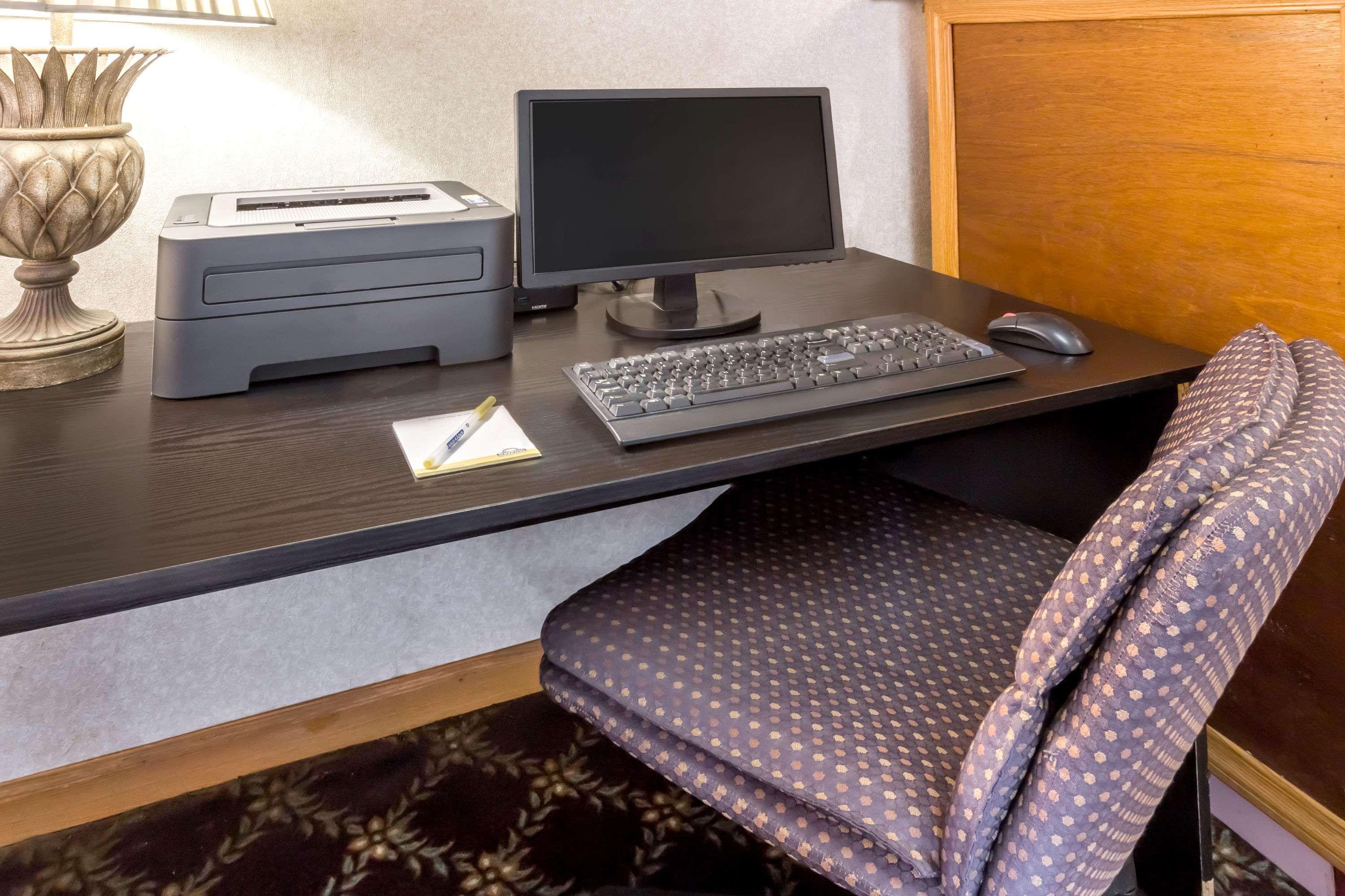Days Inn Plymouth — photo 5