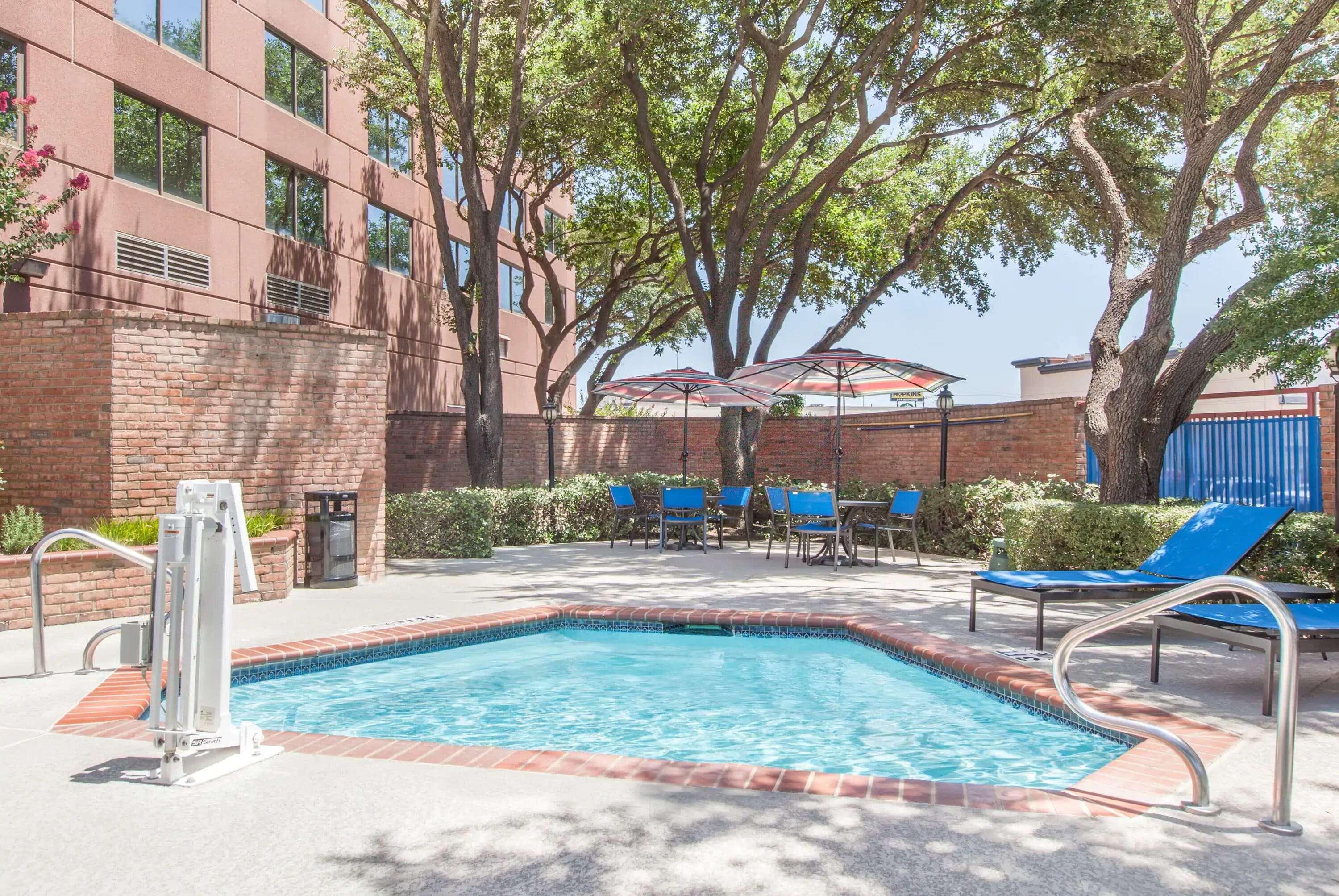Sonesta Suites Dallas Park Central — photo 4