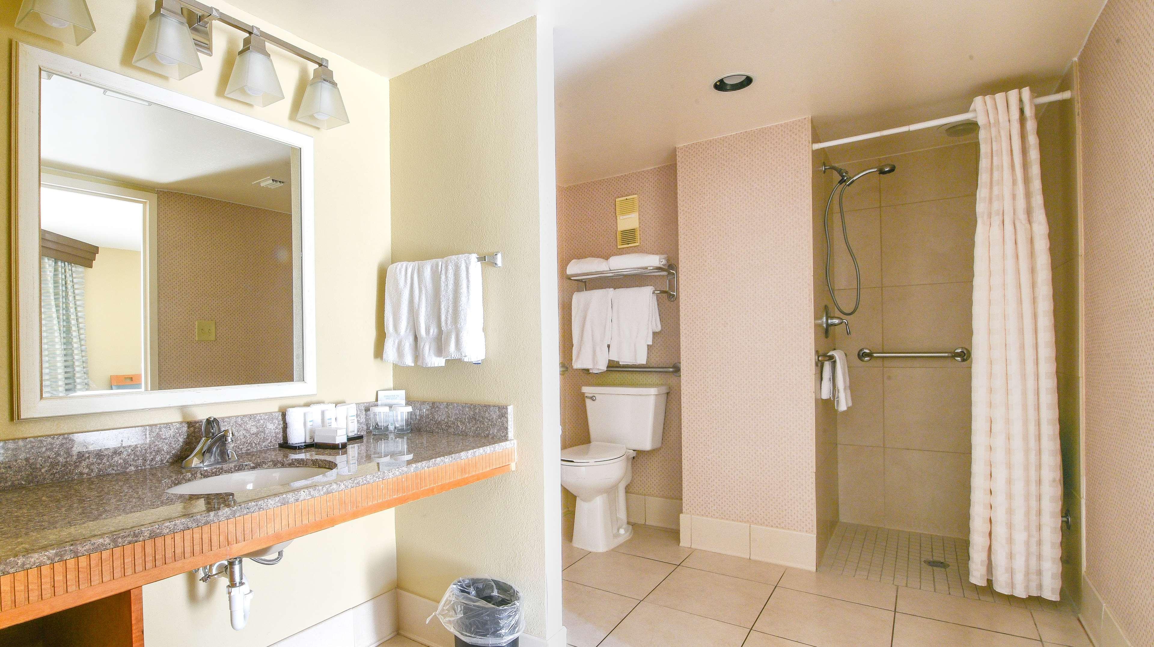 Embassy Suites Myrtle Beach Hotel — photo 4