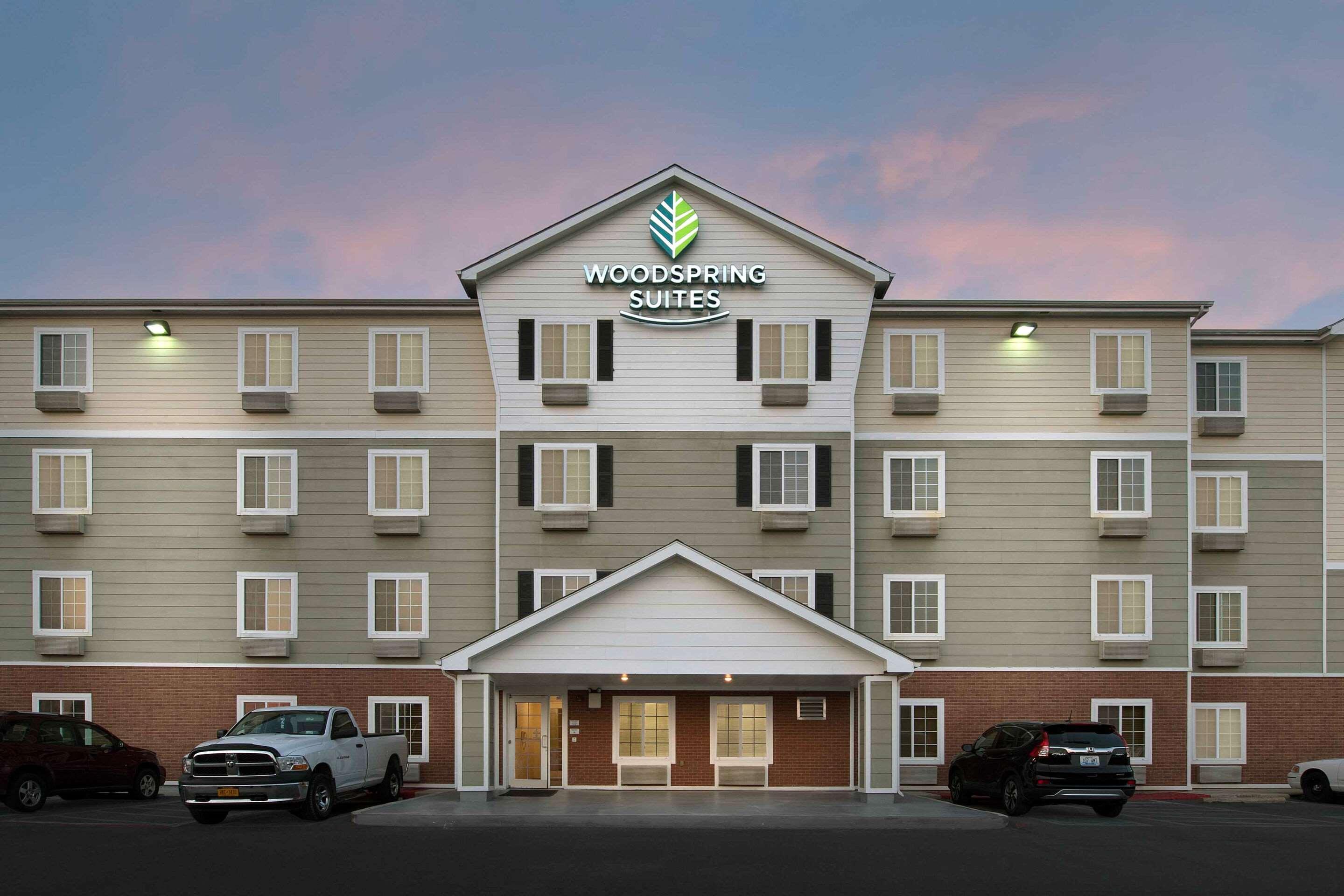 WoodSpring Suites San Antonio I-35 North — photo 3
