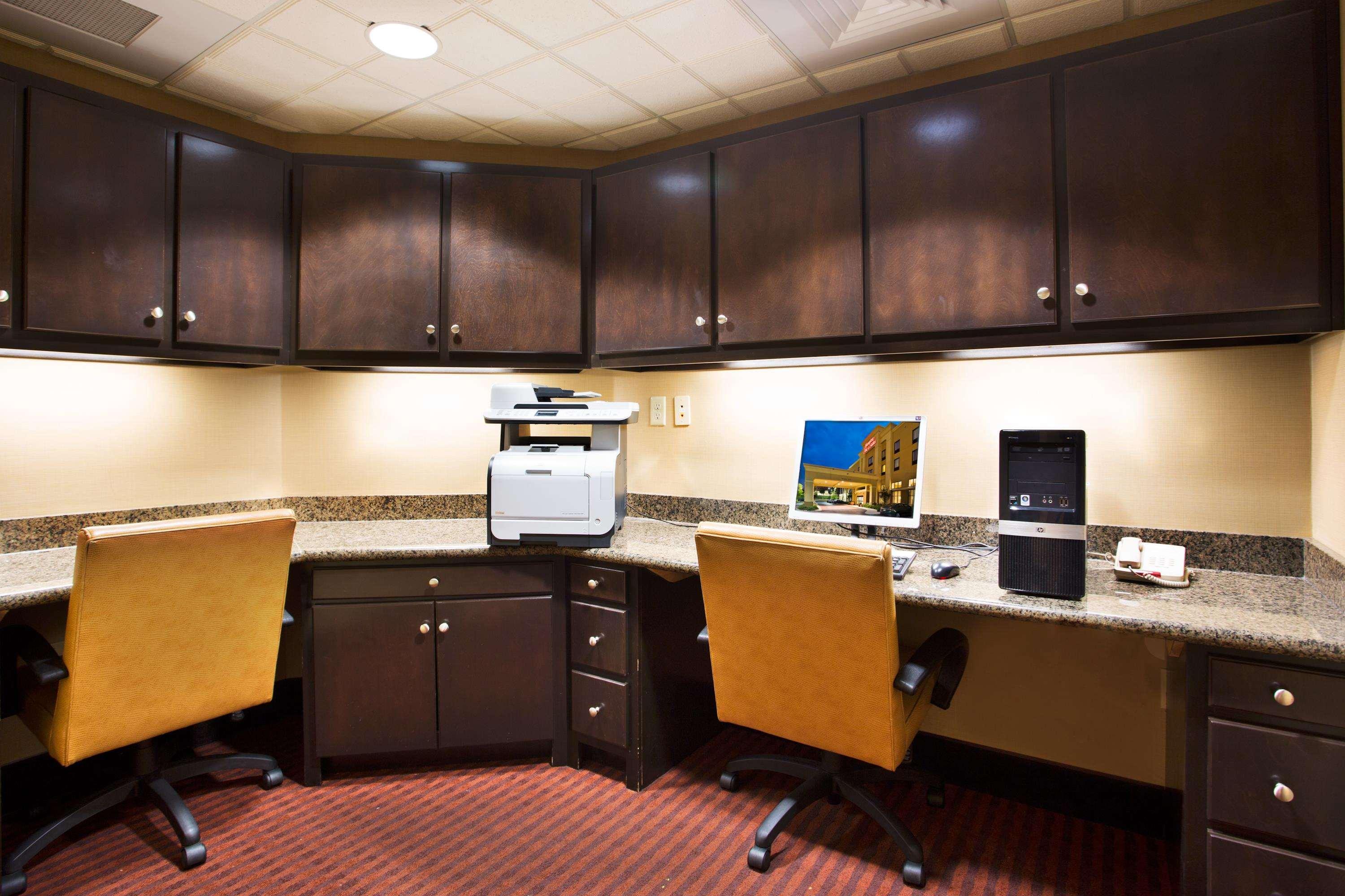 Hampton Inn & Suites Laurel — photo 4