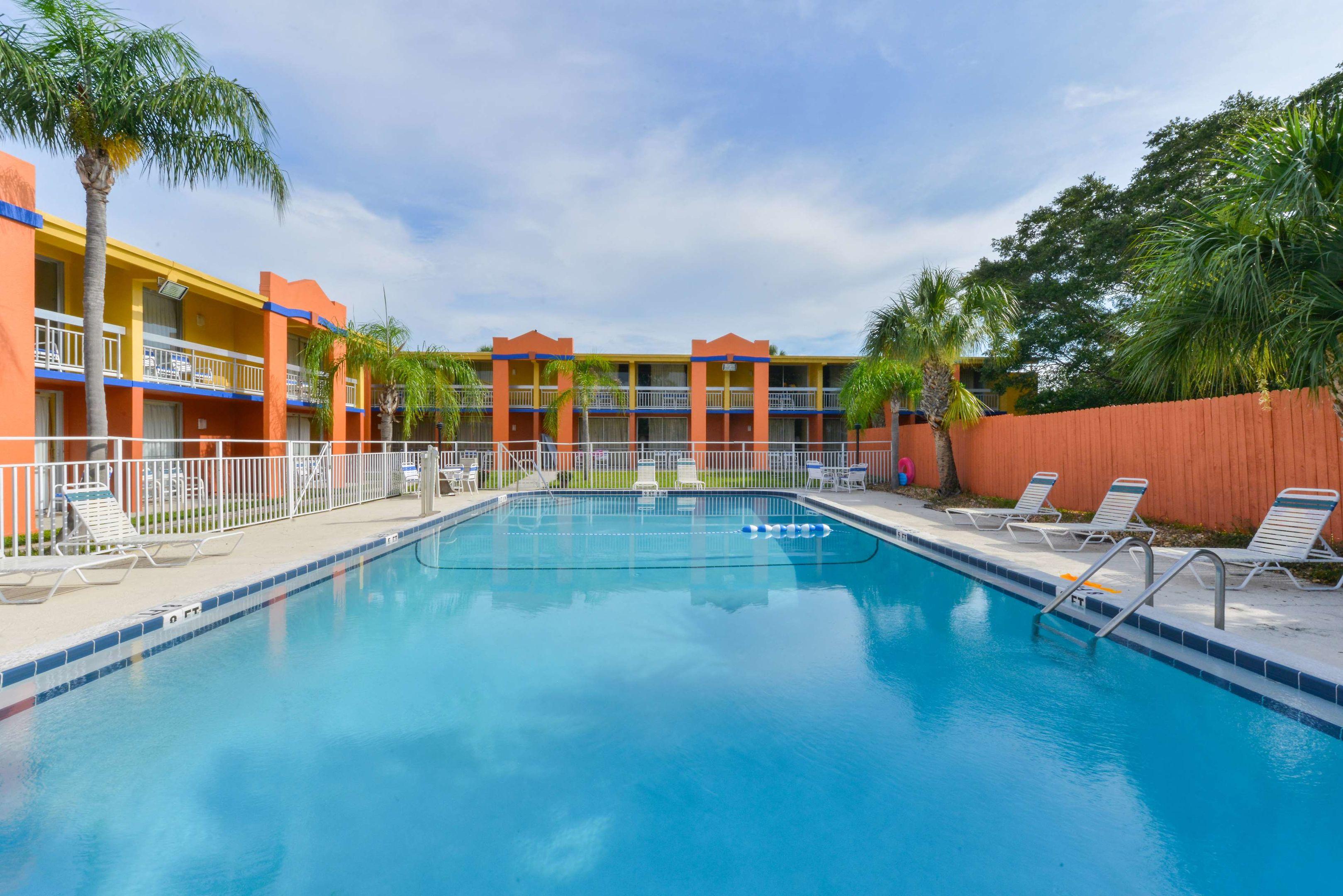Americas Best Value Inn - Sarasota — photo 3