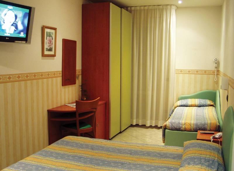 Hotel Scarlet — photo 4