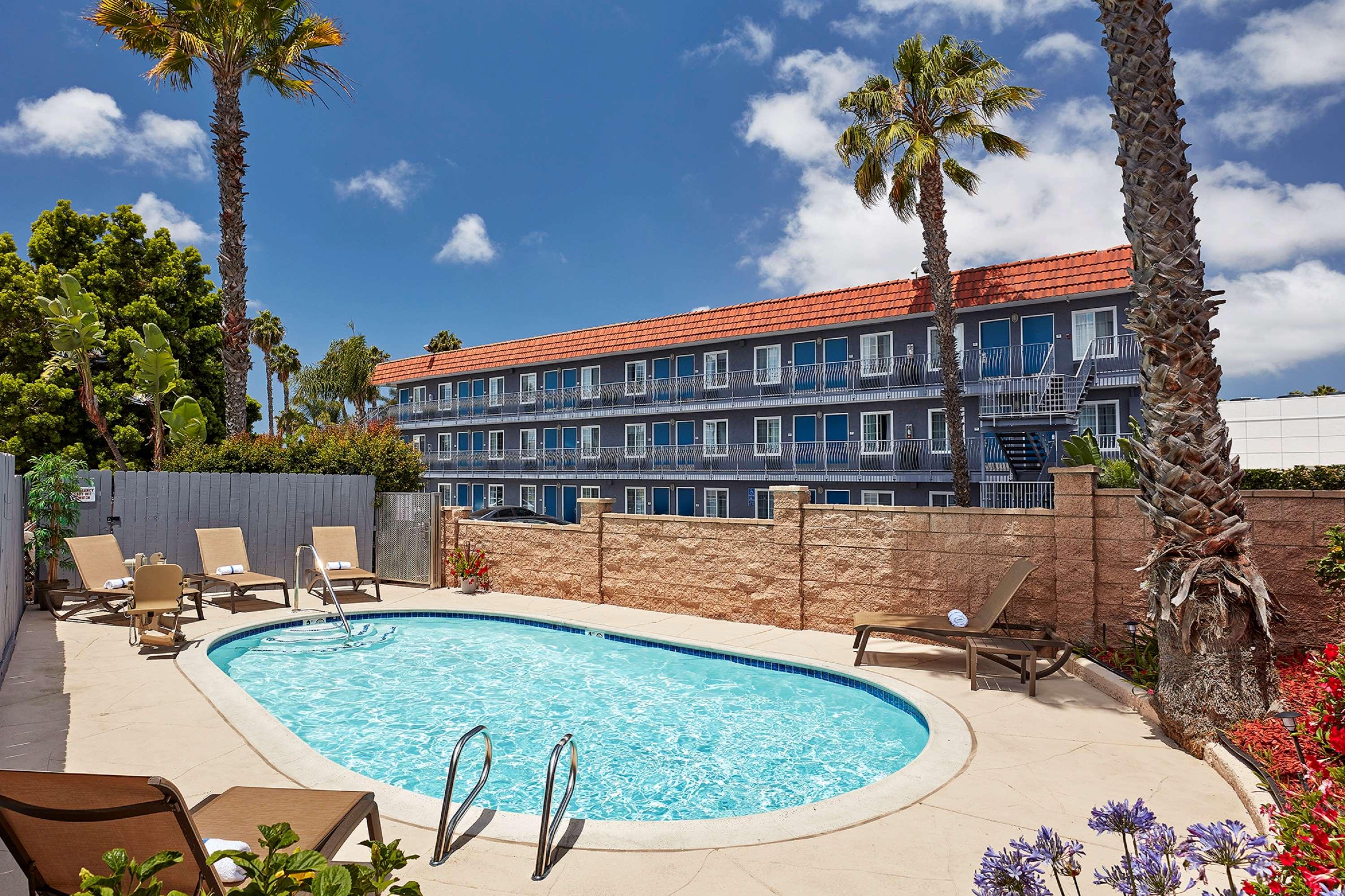 SureStay Hotel by Best Western San Diego Pacific Beach — photo 4