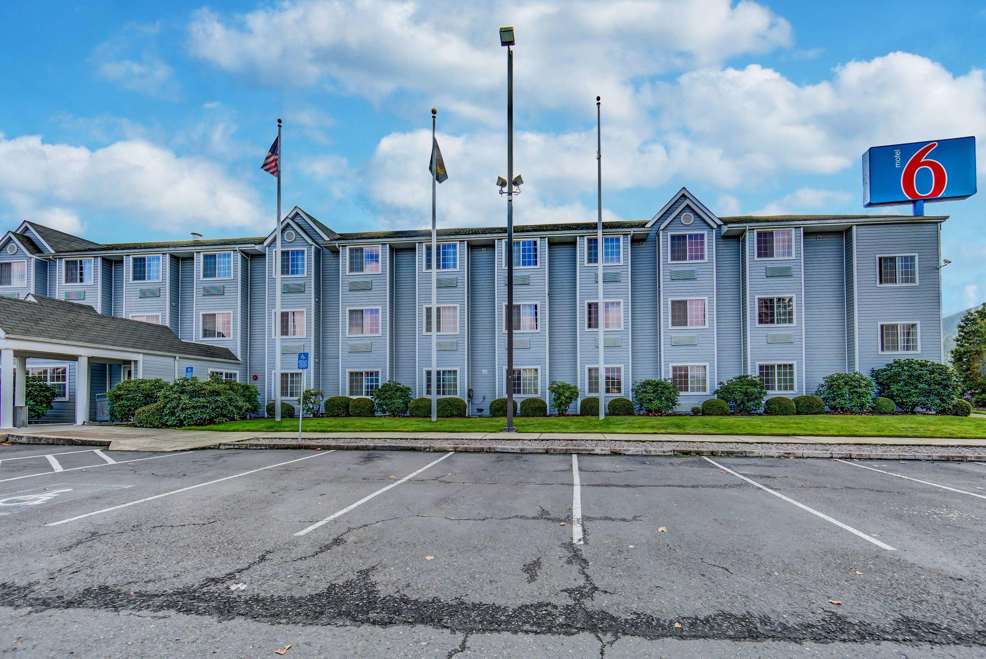 Motel 6 Sutherlin — photo 4