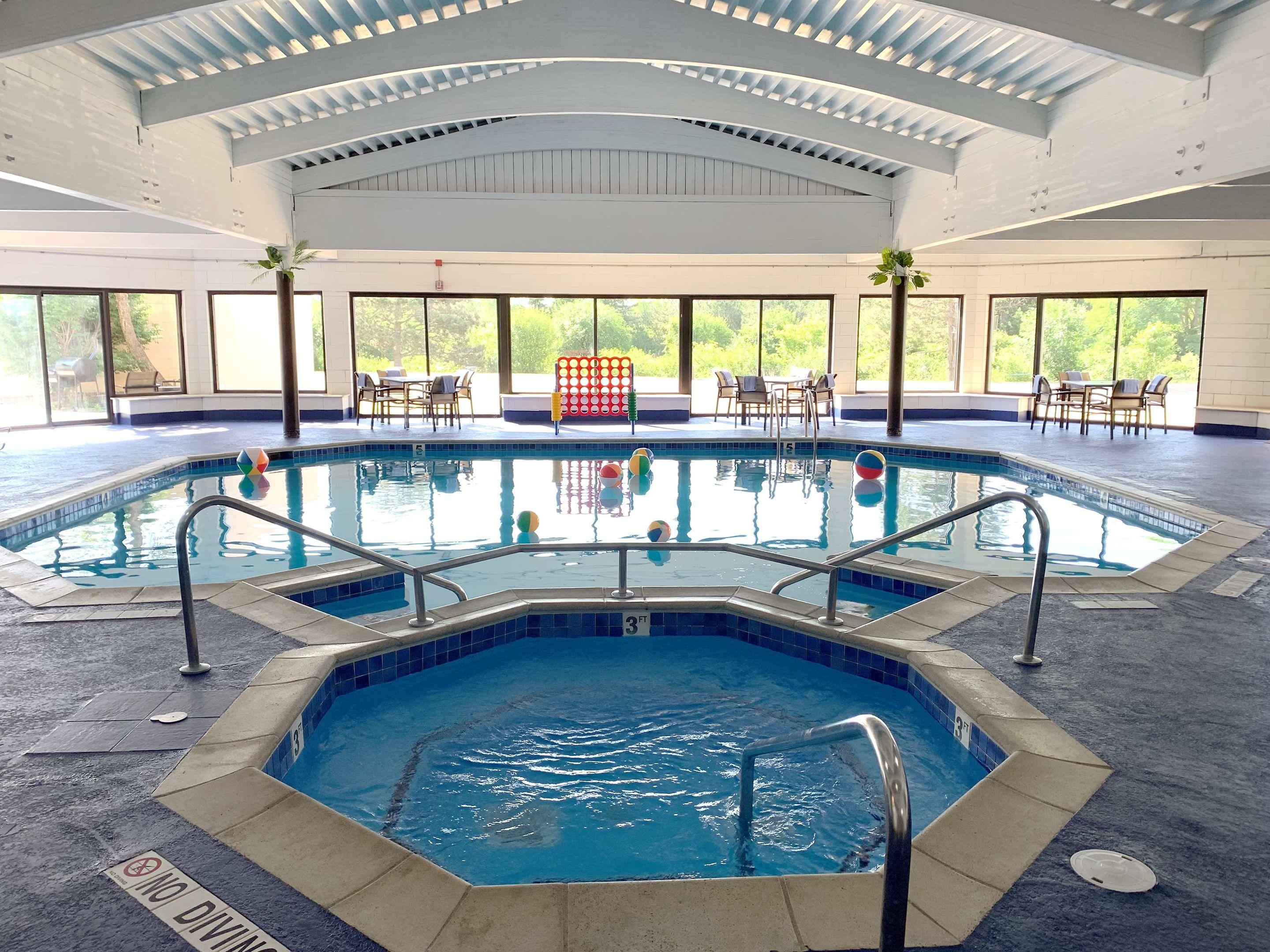 Radisson Hotel Detroit Farmington Hills — photo 4