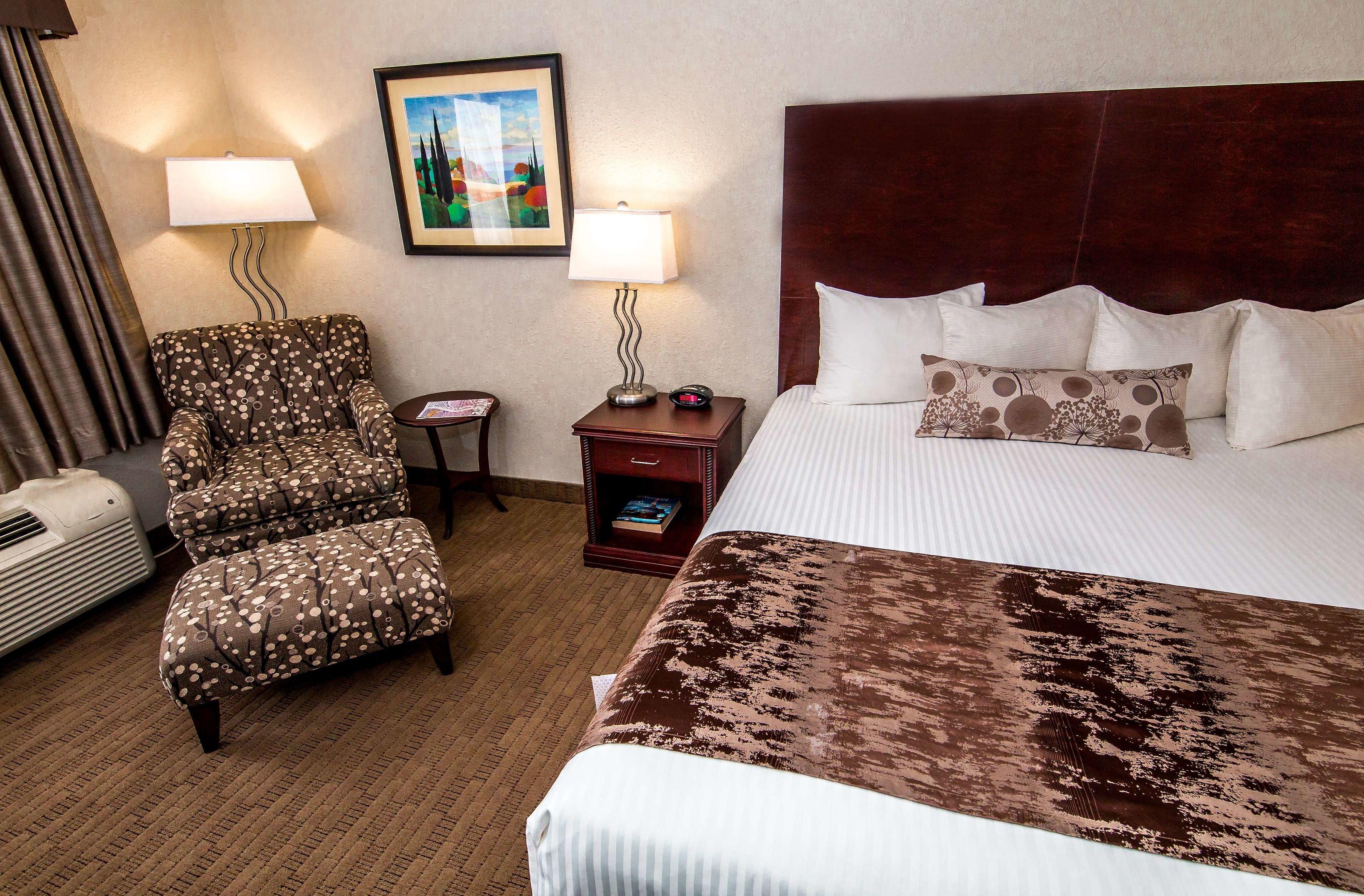 Best Western Plus Pembina Inn & Suites — photo 4