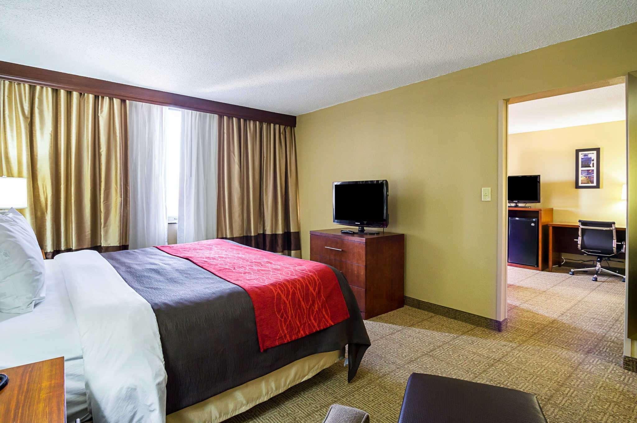 Comfort Inn Downtown — photo 5