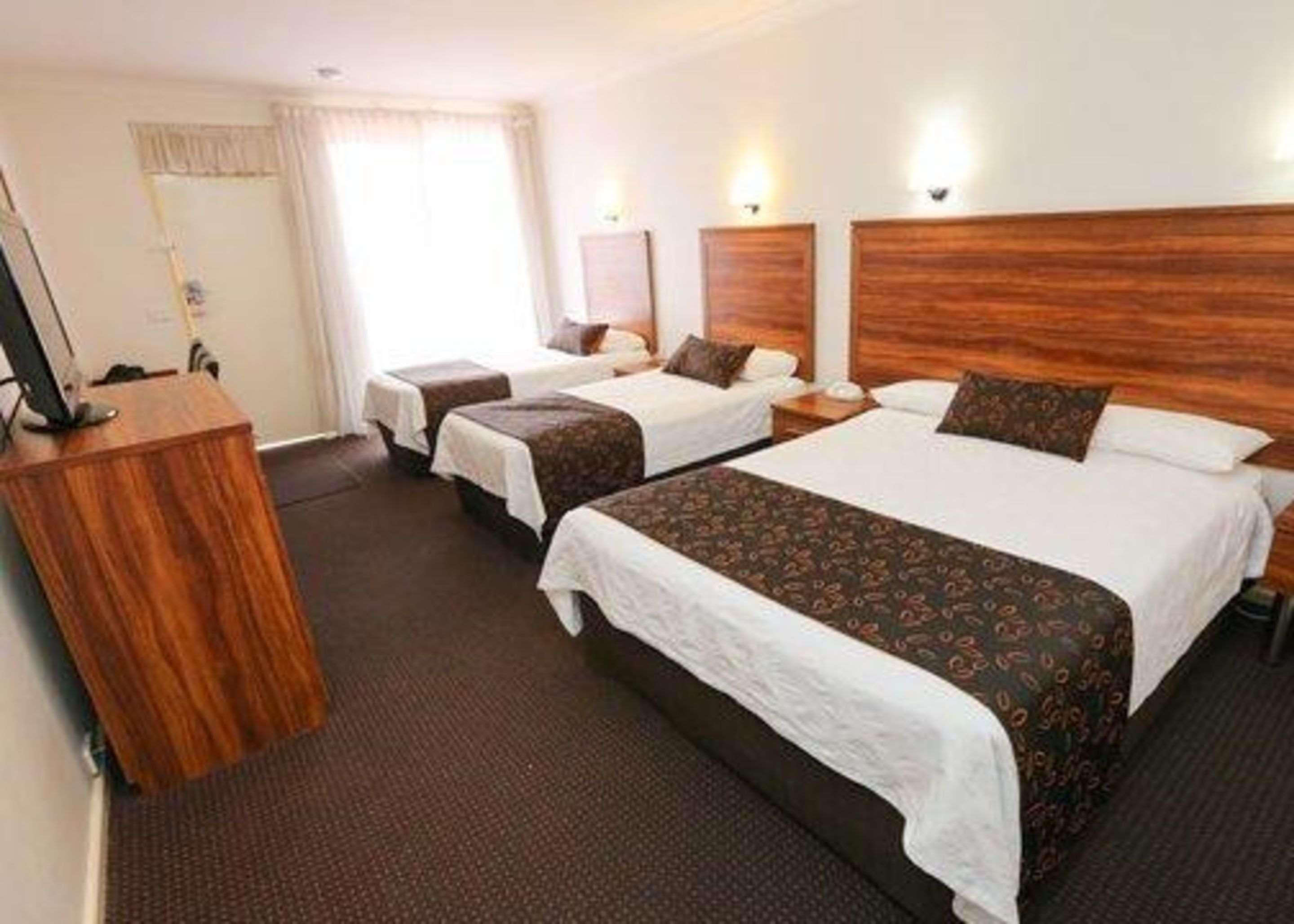 Comfort Inn Deakin Palms — photo 5