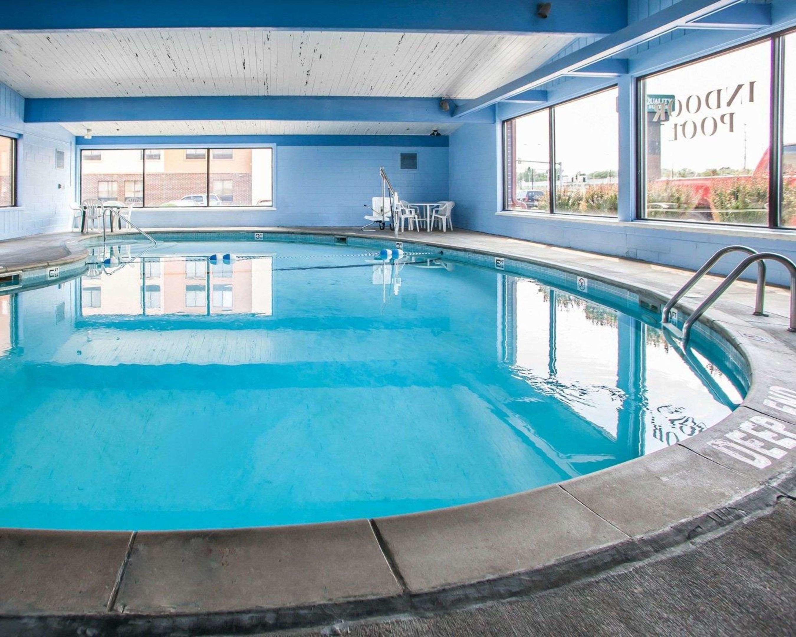 Rodeway Inn & Suites Milwaukee Airport — photo 4