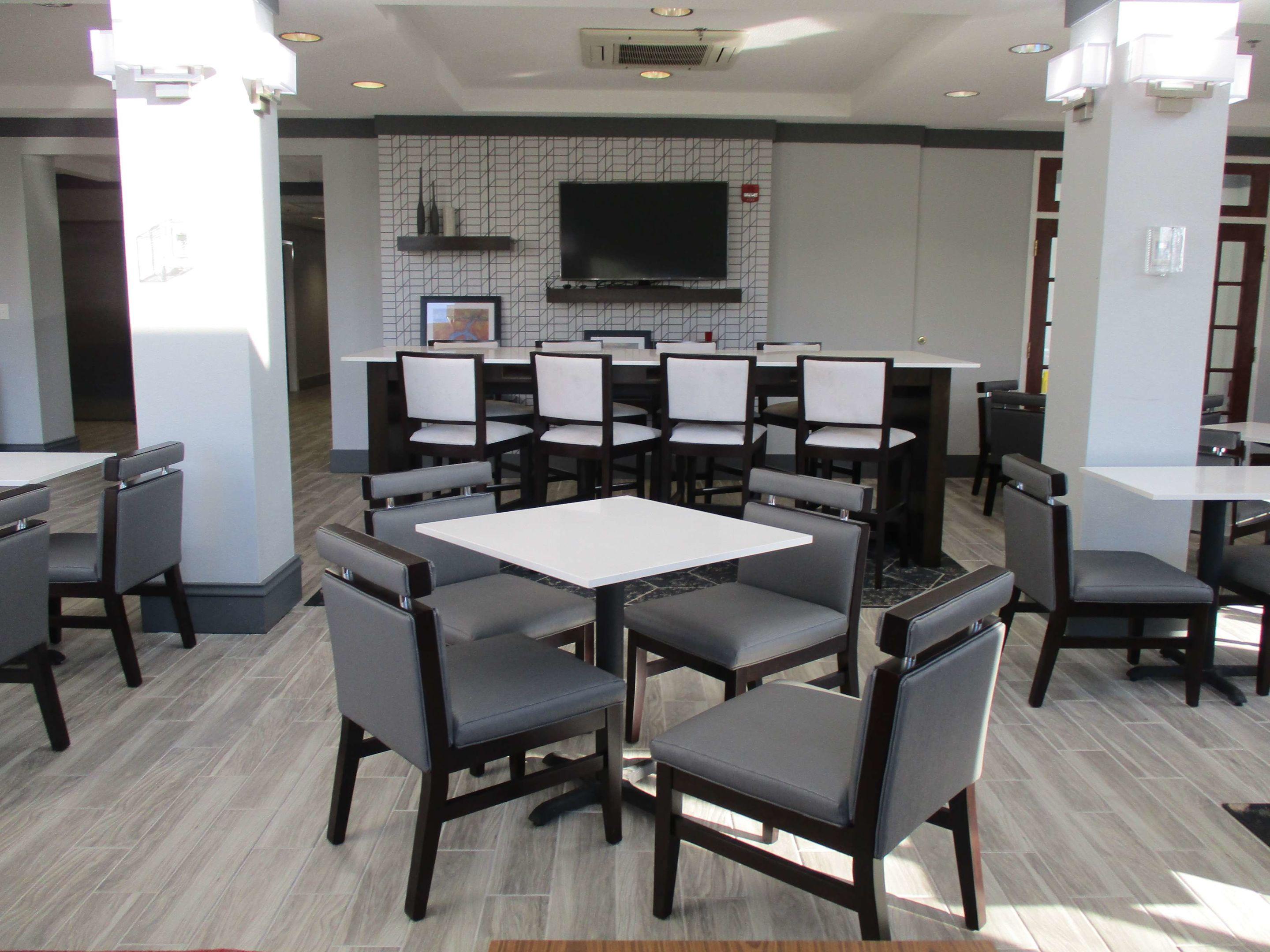 Best Western Plus Philadelphia Choctaw Hotel & Suites — photo 5