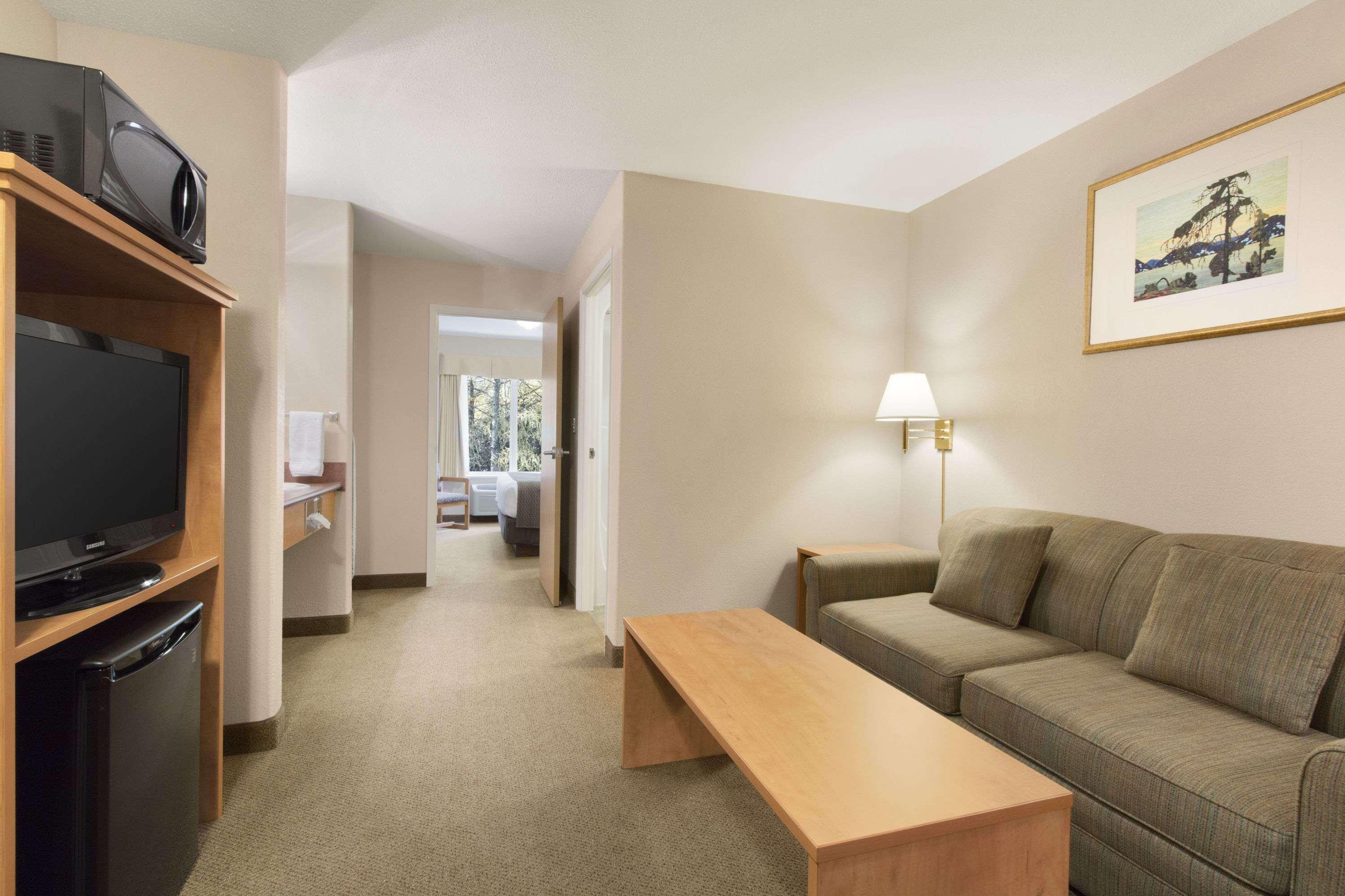Days Inn & Suites Thunder Bay — photo 5