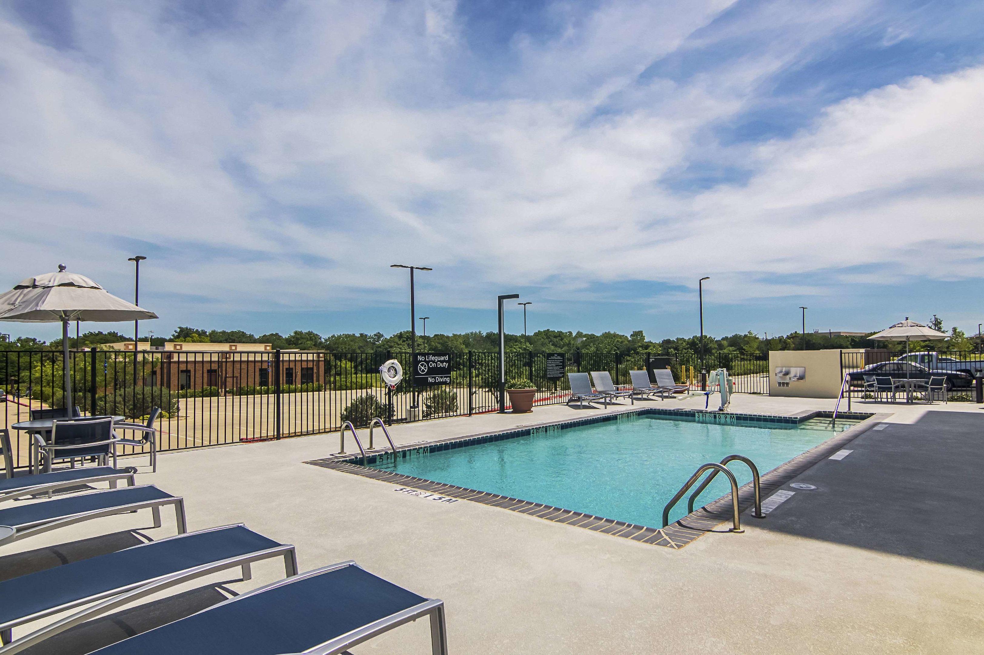 Hampton Inn & Suites Dallas/Richardson — photo 4