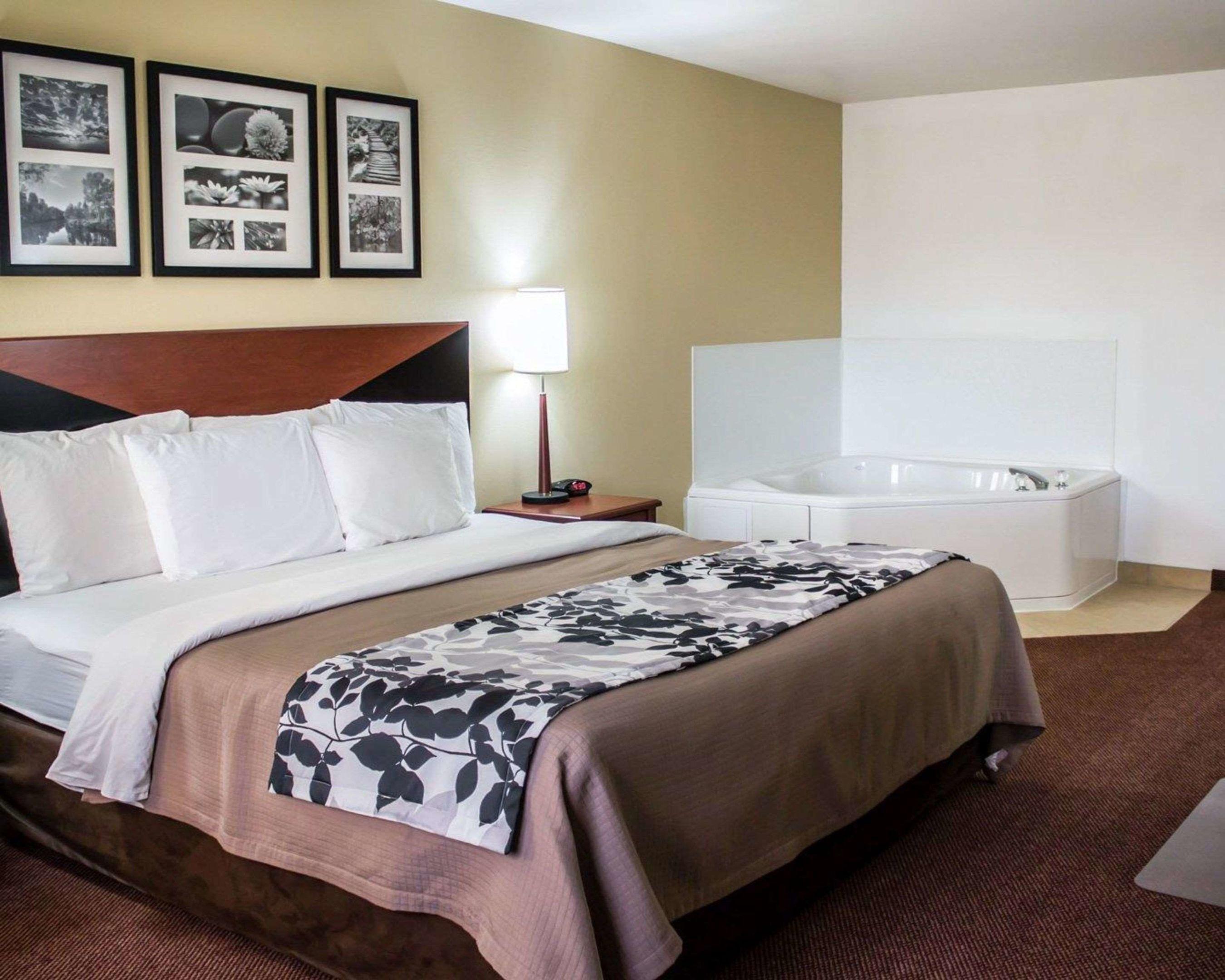 Quality Inn & Suites — photo 4