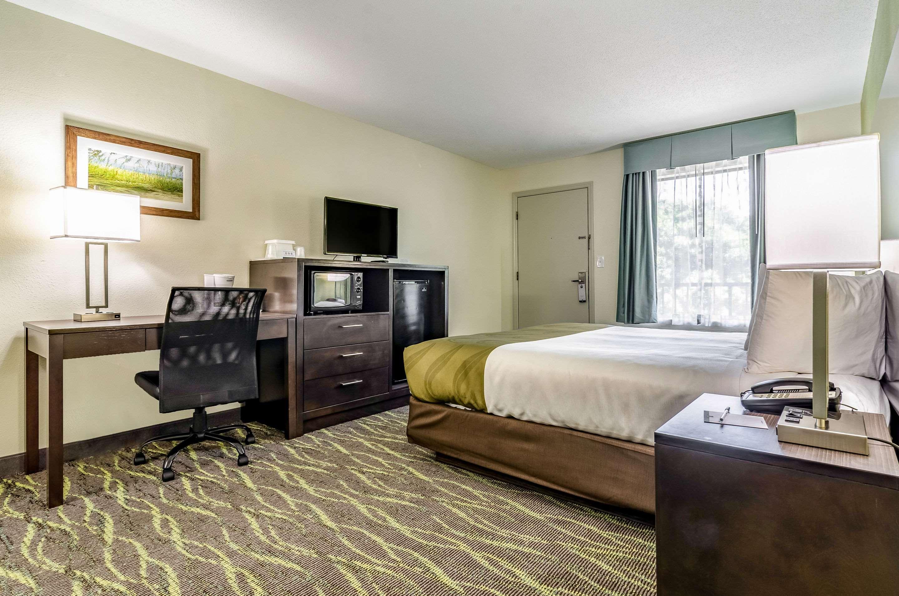 Quality Inn and Suites — photo 5