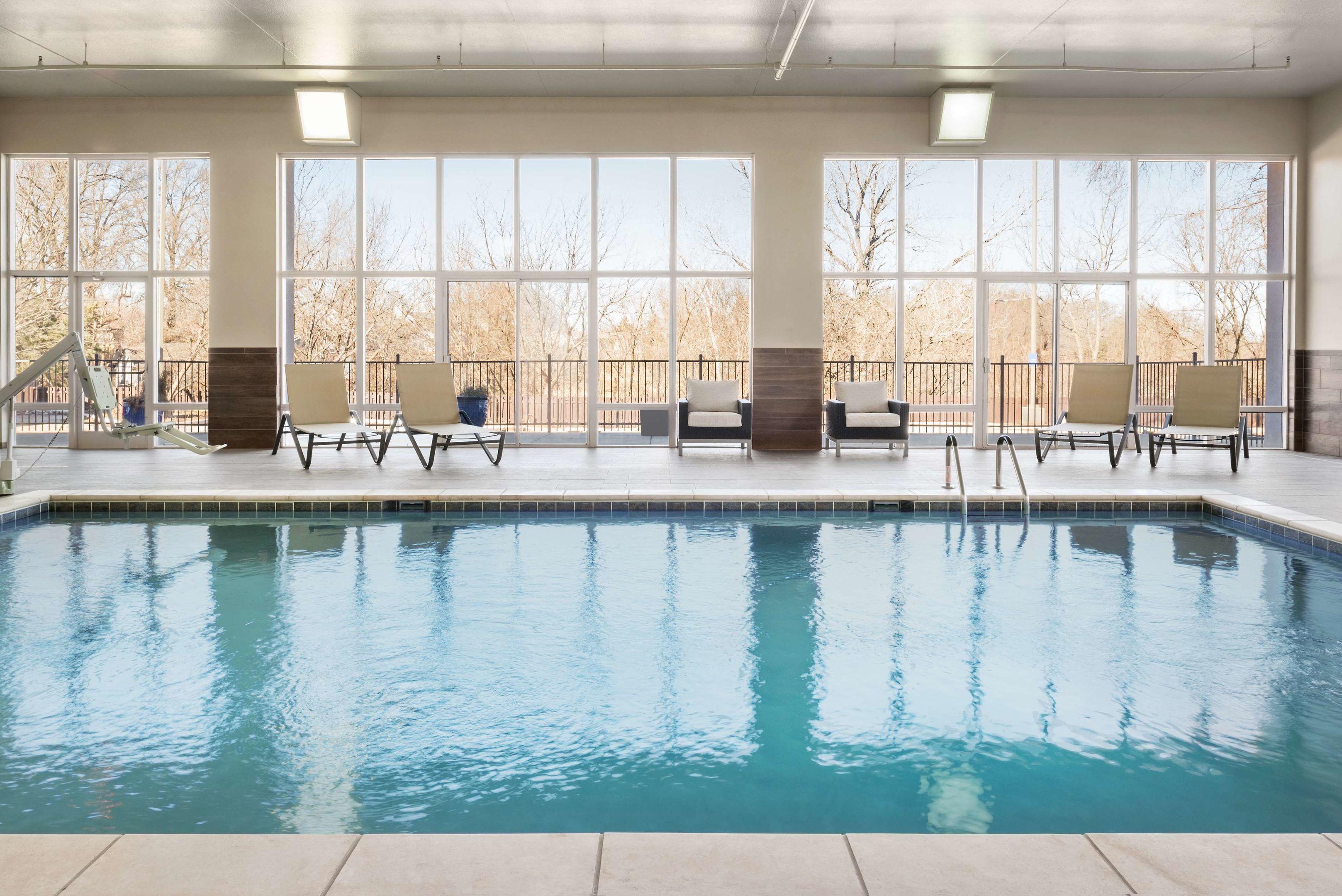 Hampton Inn Lawrence — photo 4