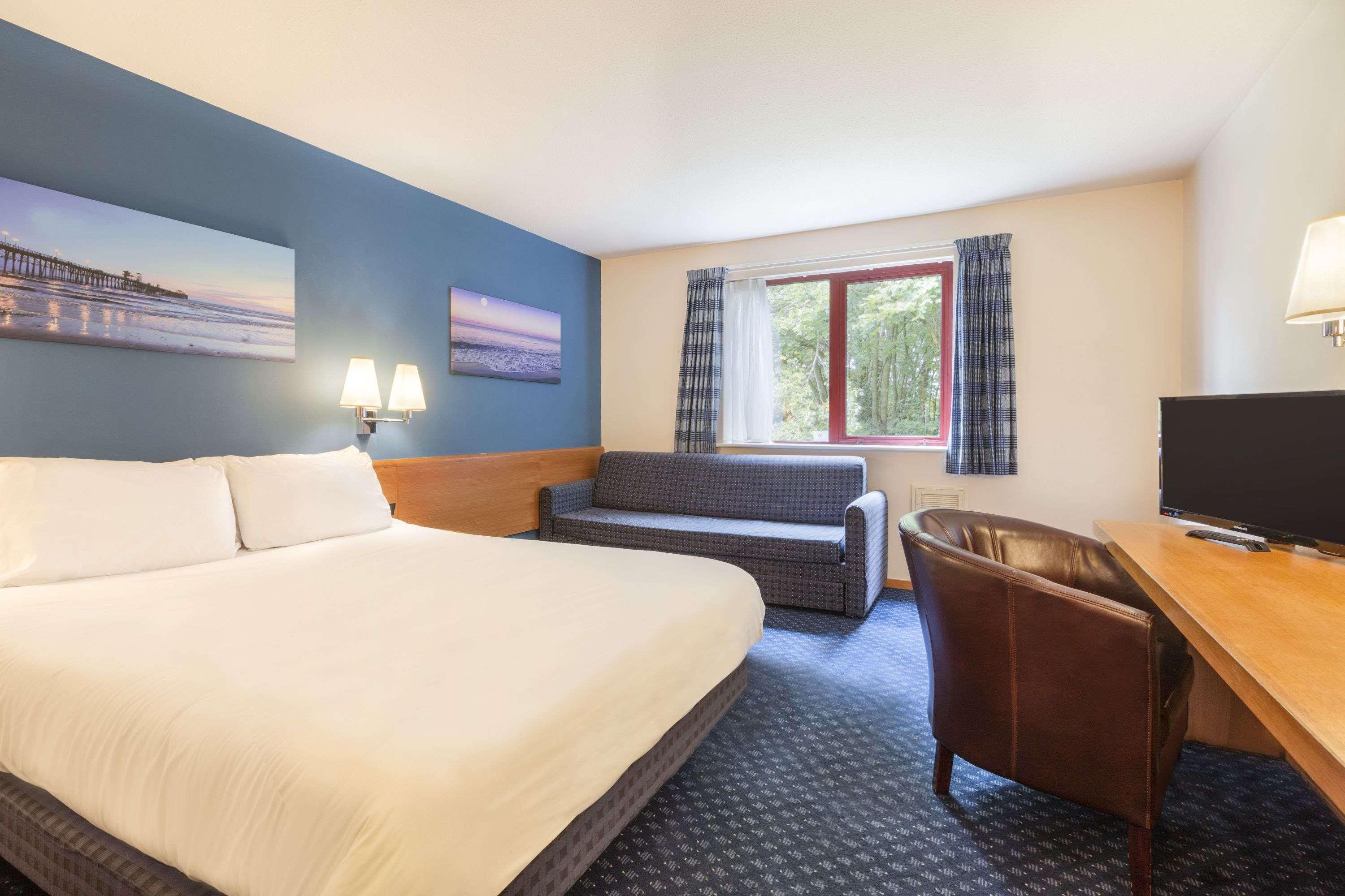 Days Inn Magor — photo 4