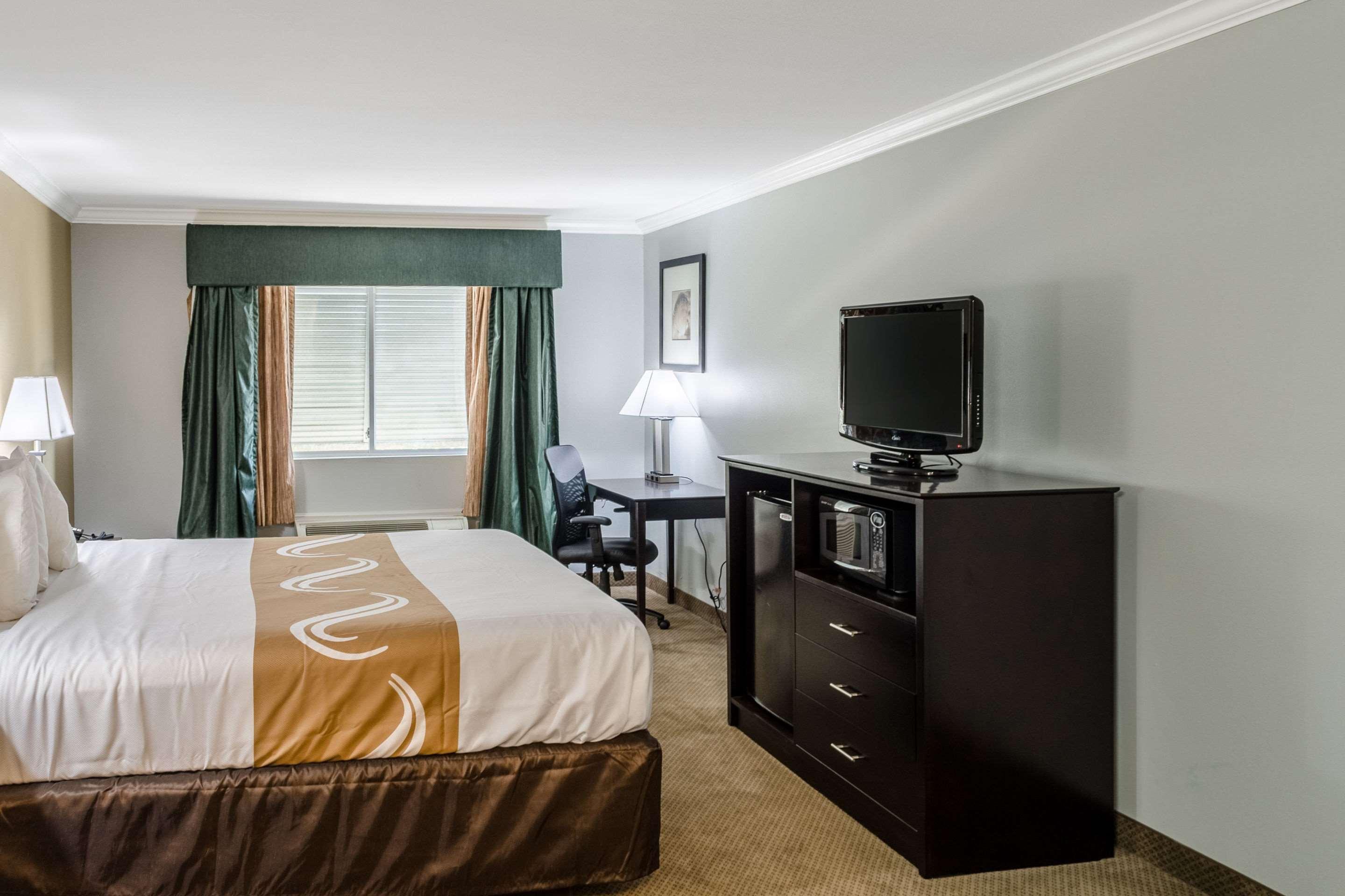 Quality Inn Ft. Morgan Road-Hwy 59 — photo 4