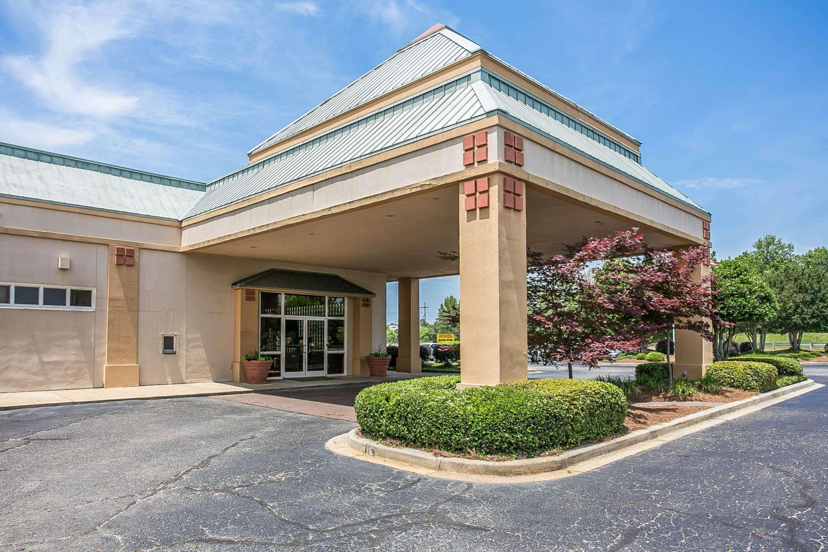 Quality Inn — photo 3