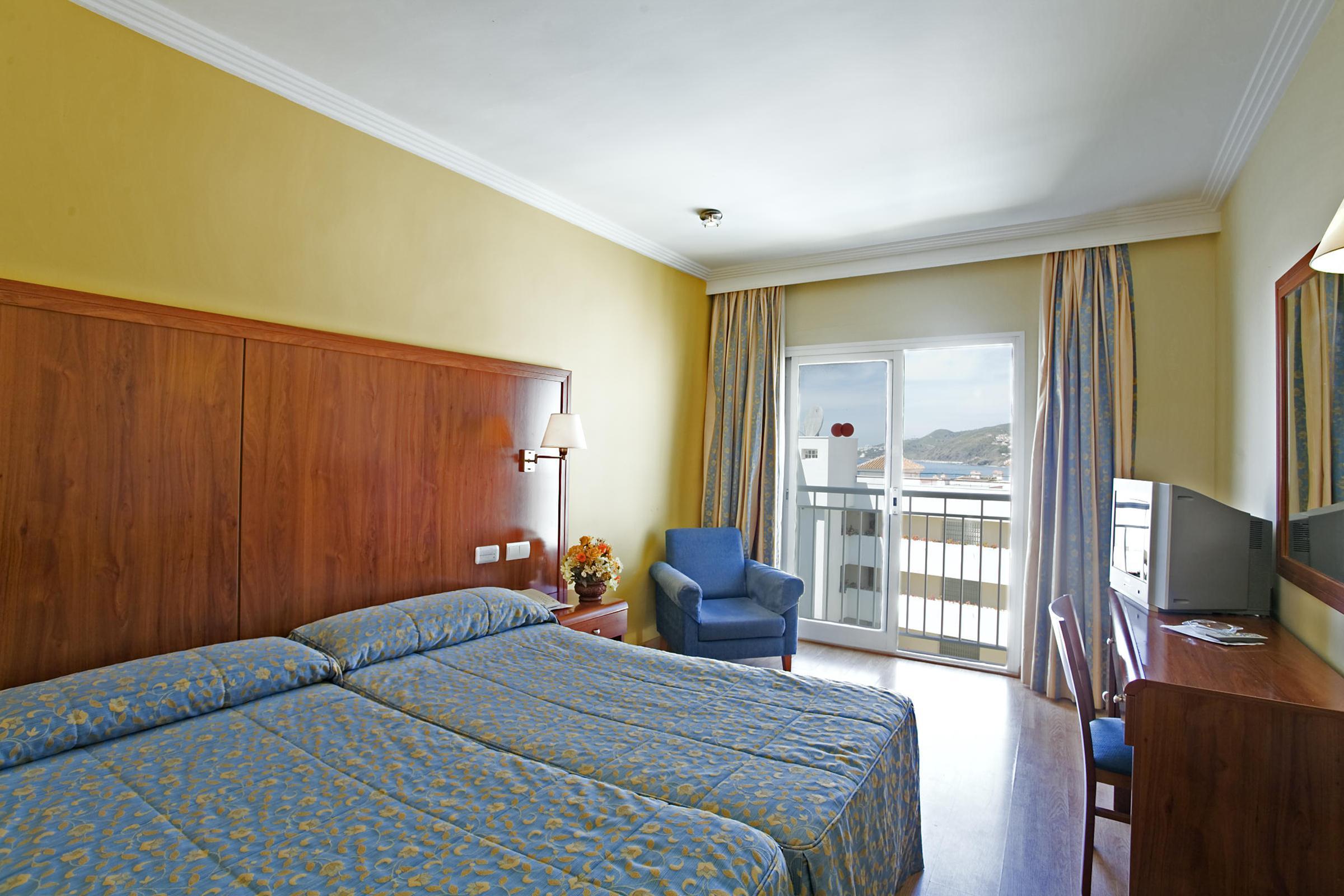 Perla Marina Hotel & Apartamentos — photo 5