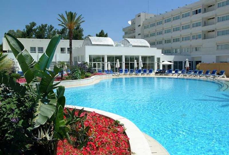 Hilton Nicosia — photo 3