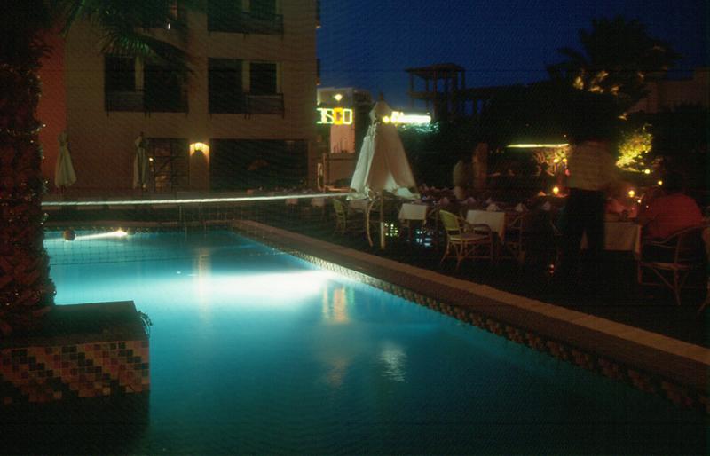 New La Perla Hotel — photo 3
