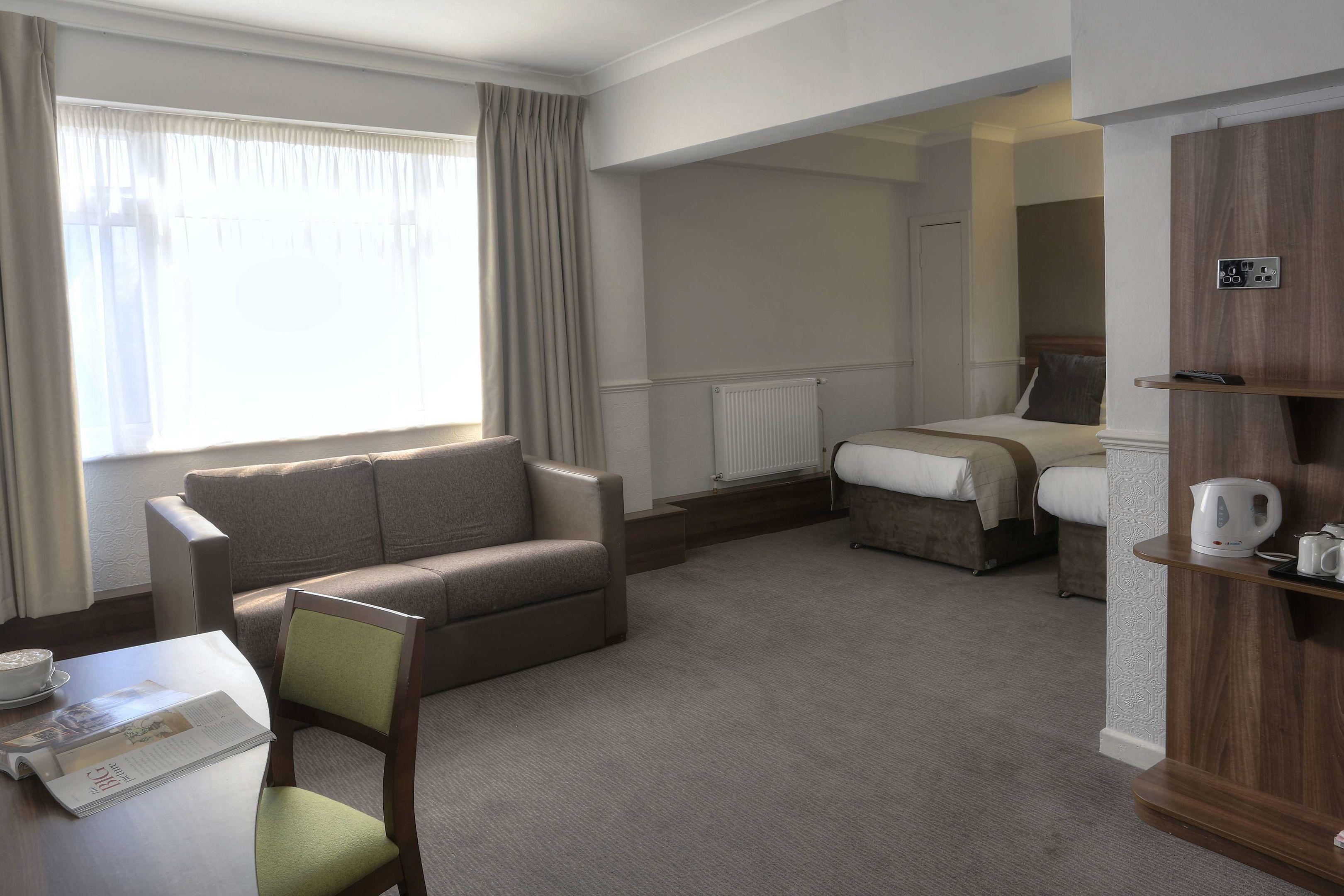 Best Western Manchester Altrincham Cresta Court Hotel — photo 4