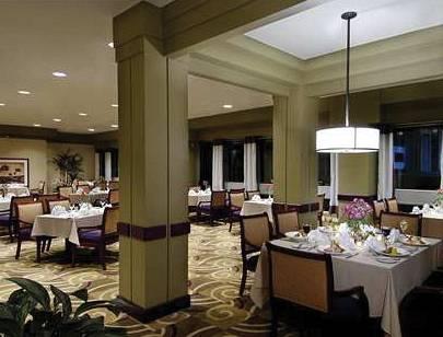 Hilton Suites Winnipeg Airport — photo 5