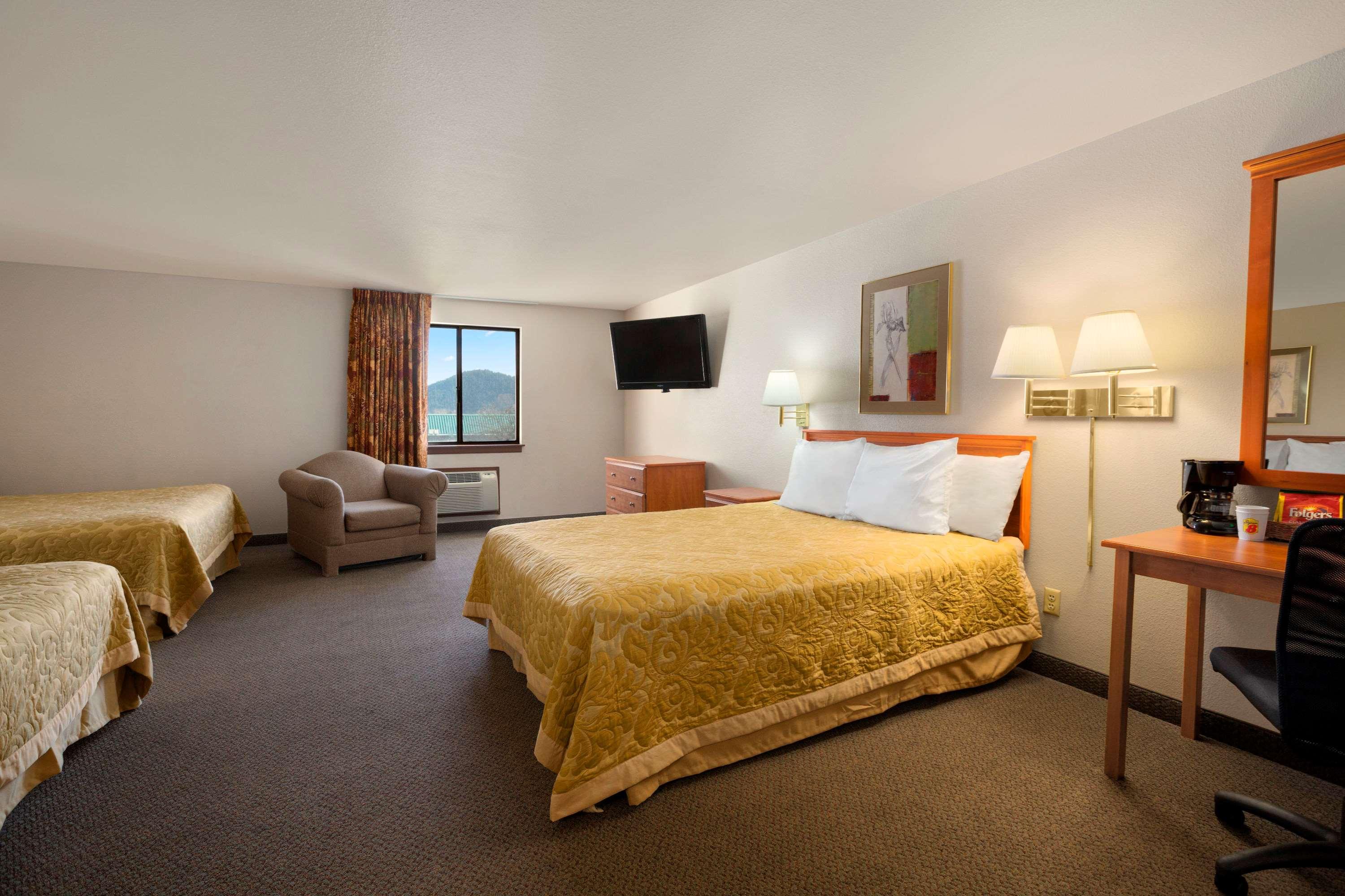 Super 8 by Wyndham Coeur d'Alene — photo 5