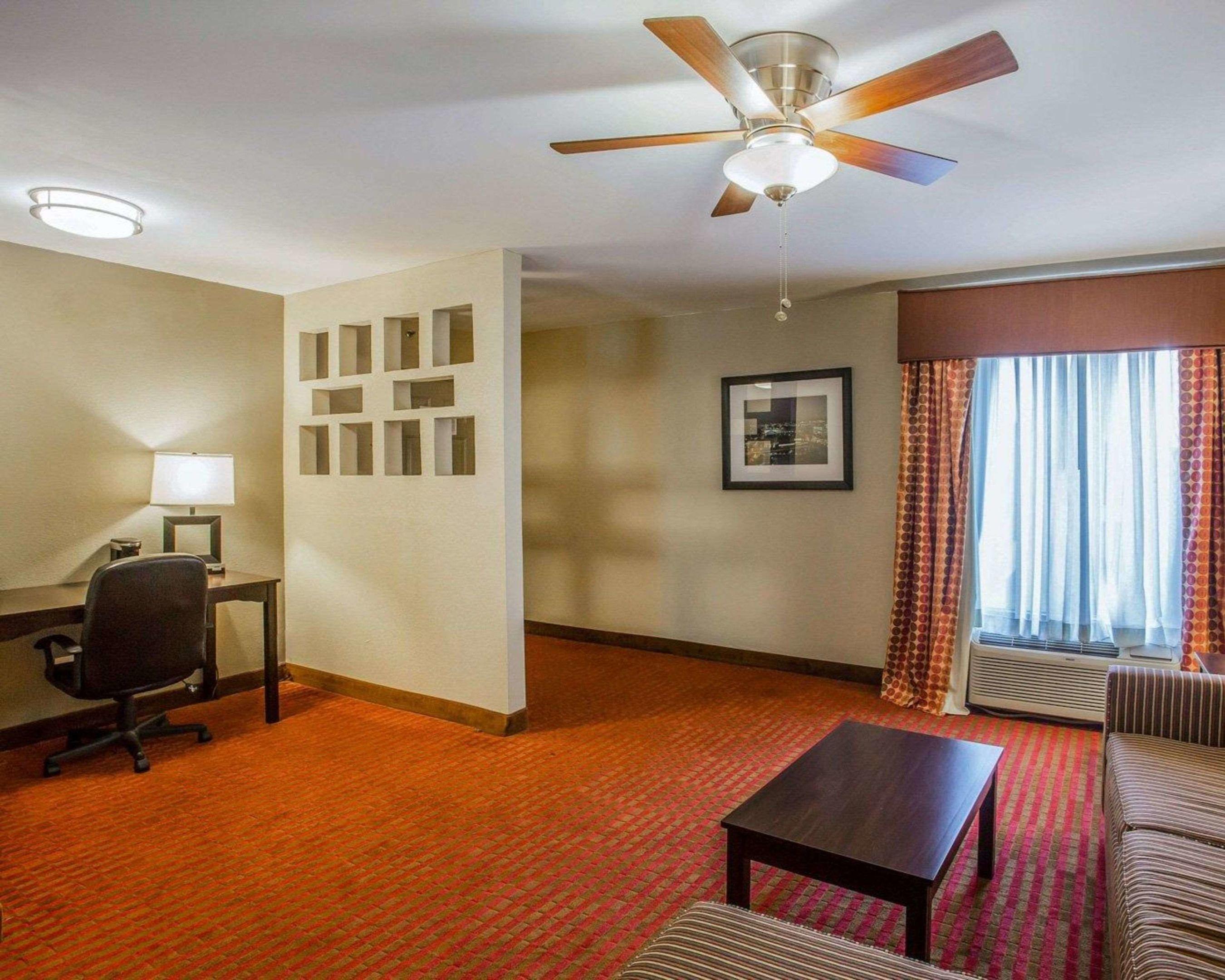 Quality Suites Nashville Airport — photo 5
