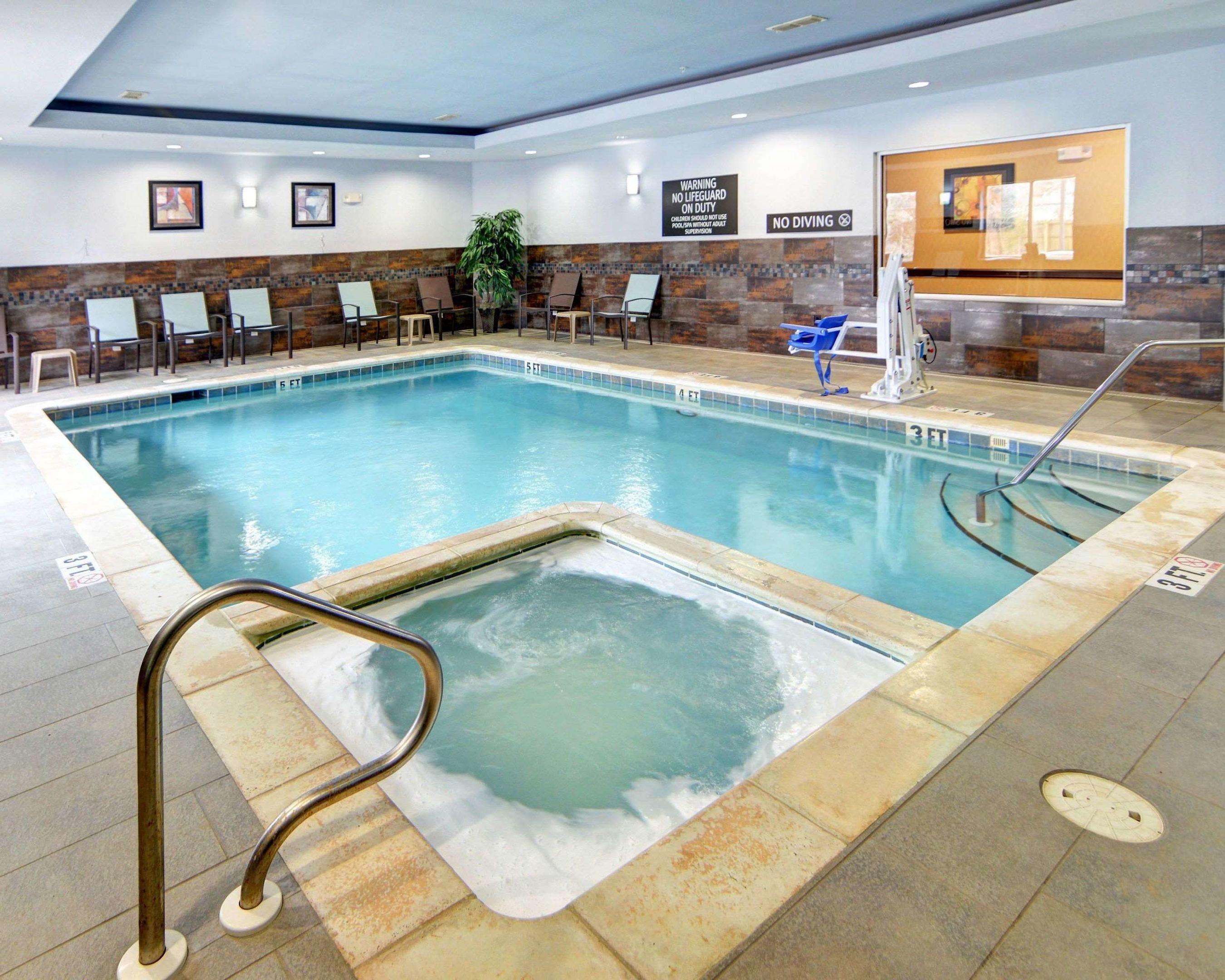 Comfort Suites Kilgore — photo 5