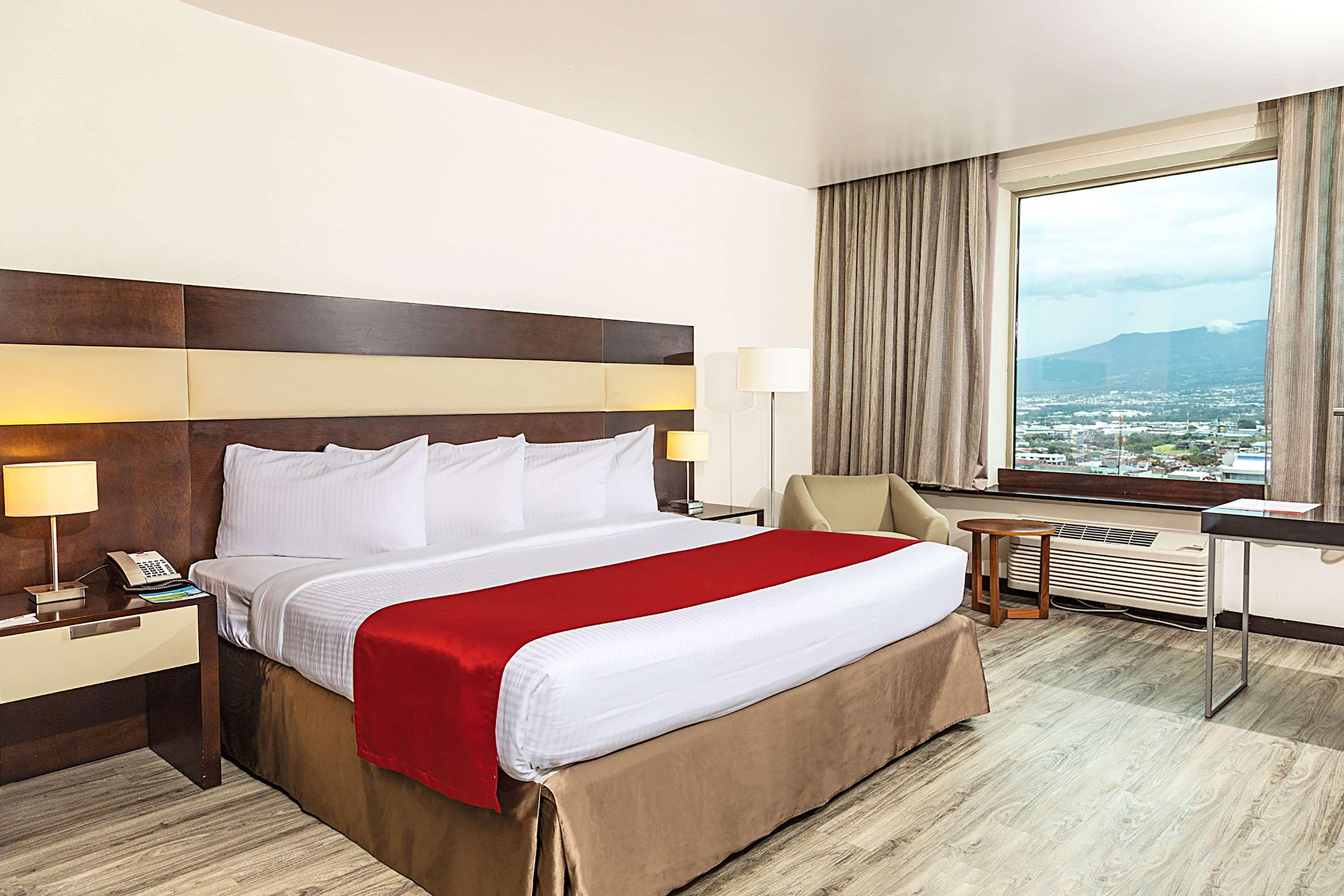 Park Inn by Radisson San José — photo 4