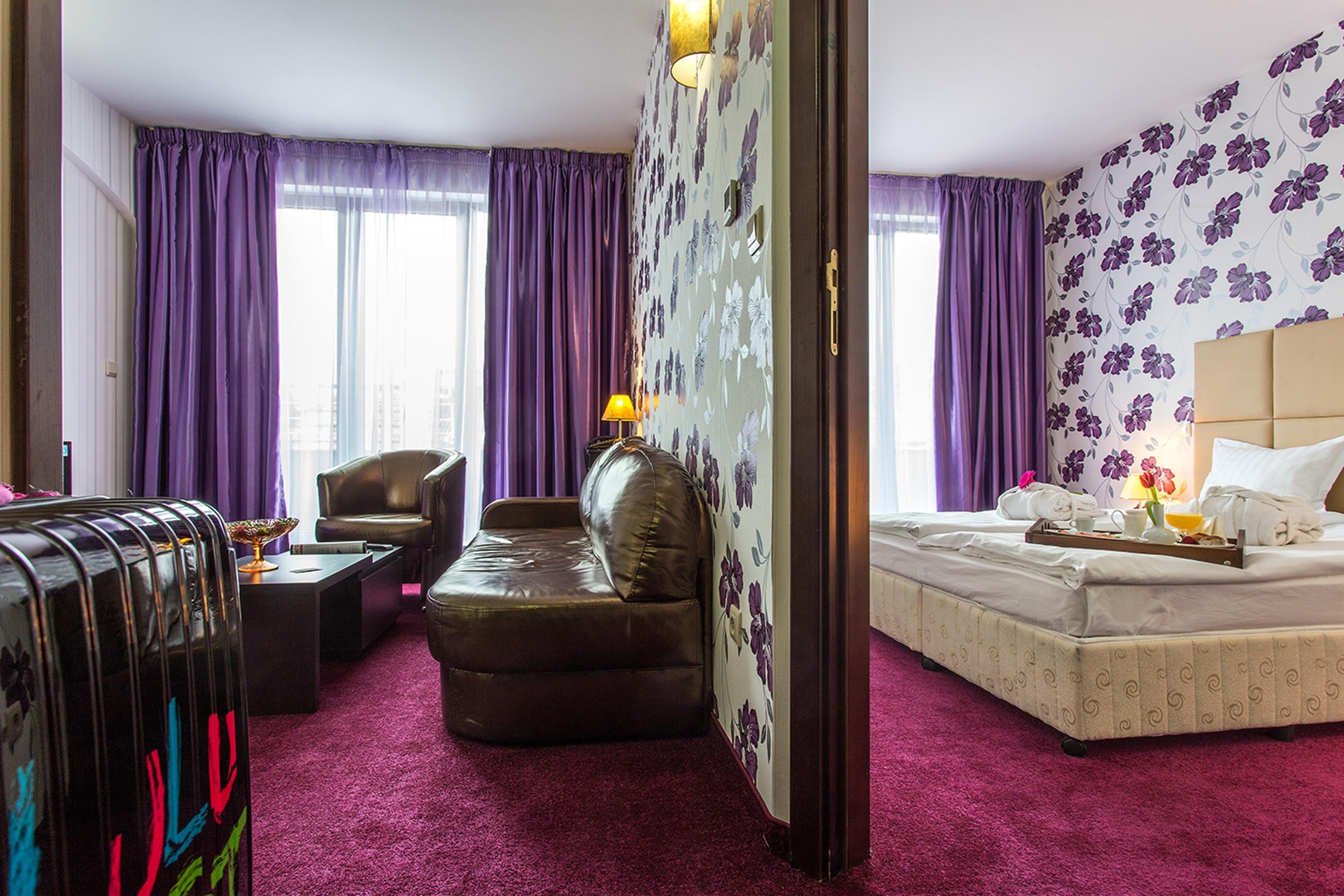 Best Western Art Plaza Hotel — photo 4