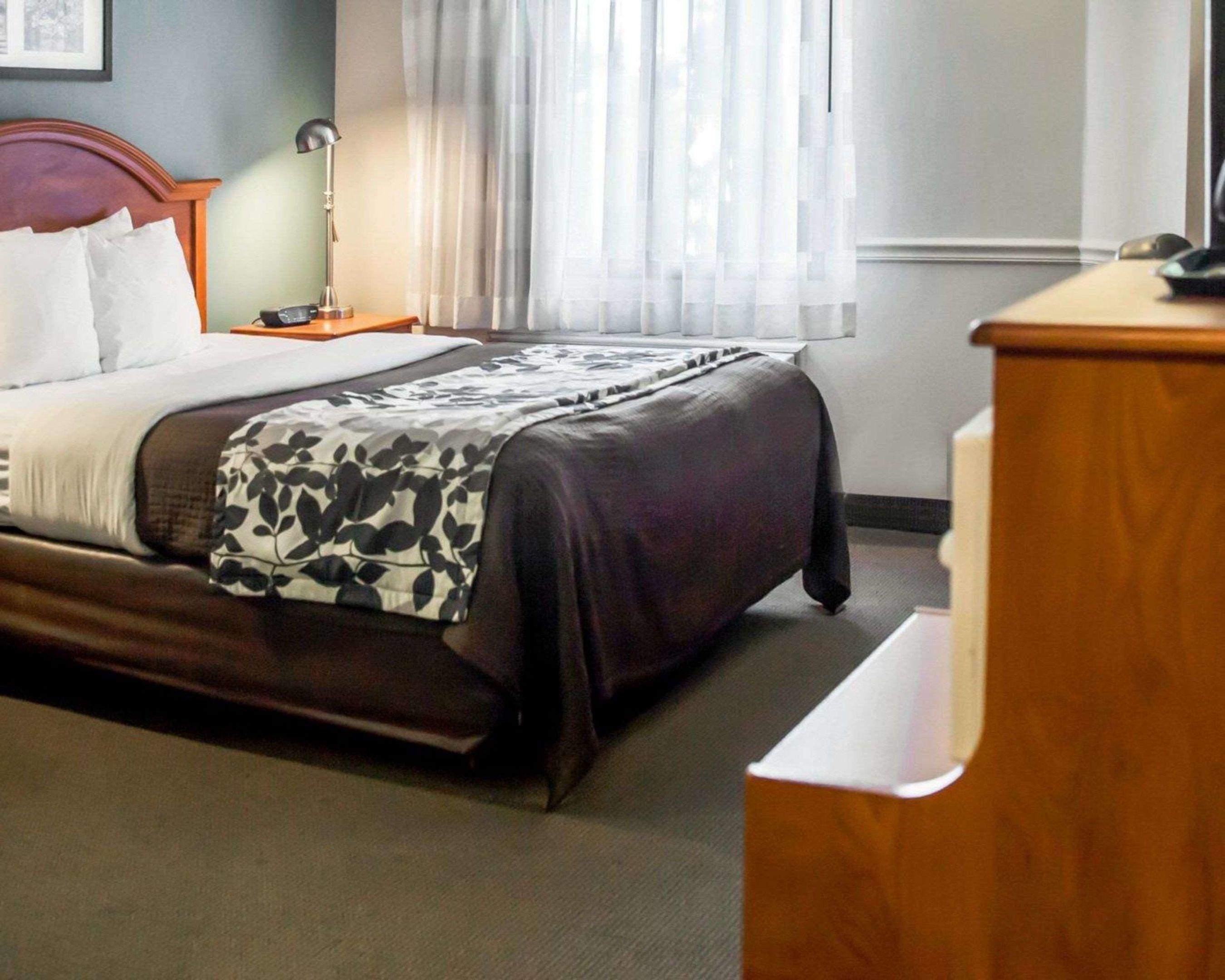 Sleep Inn — photo 4