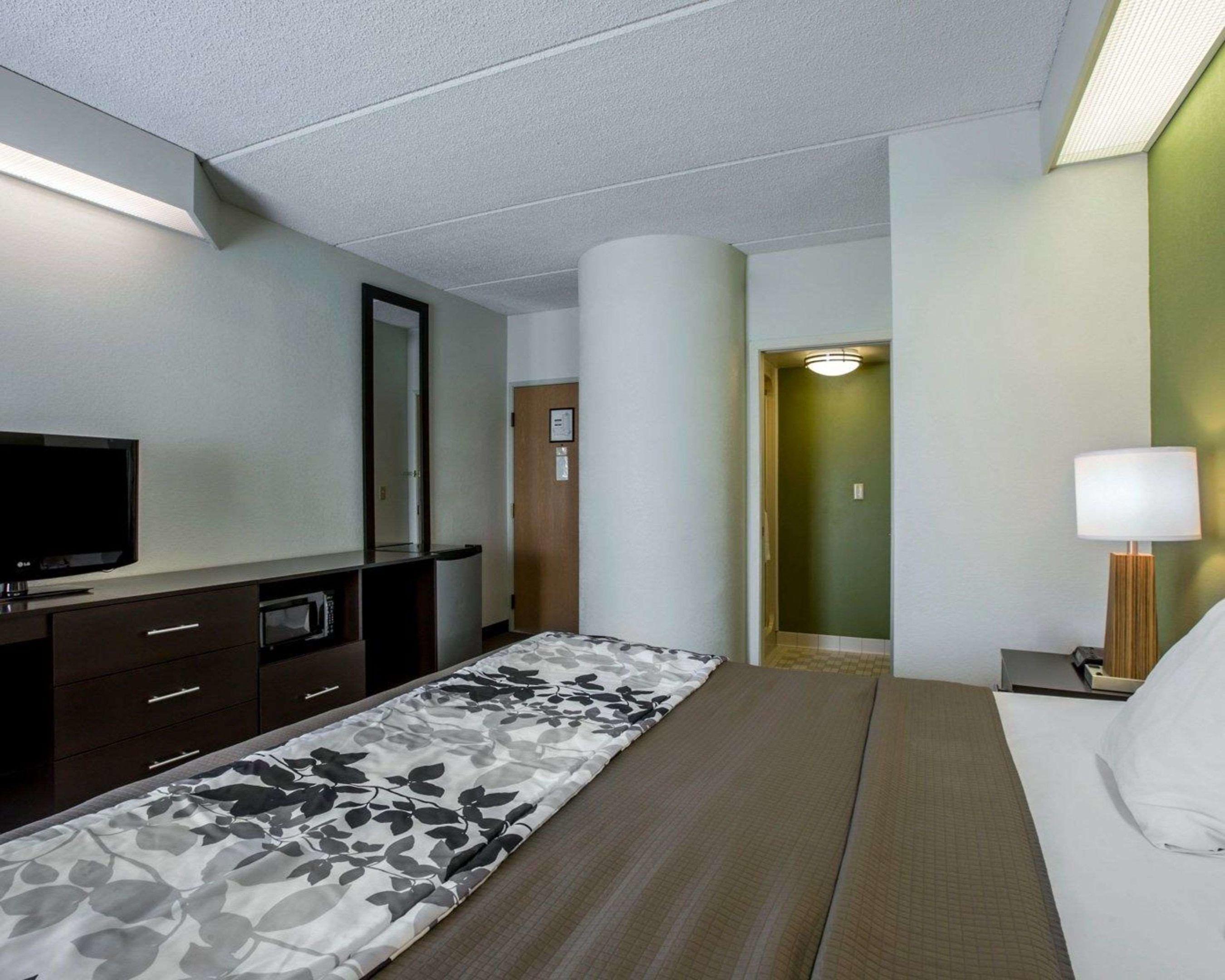 Sleep Inn Sevierville — photo 5
