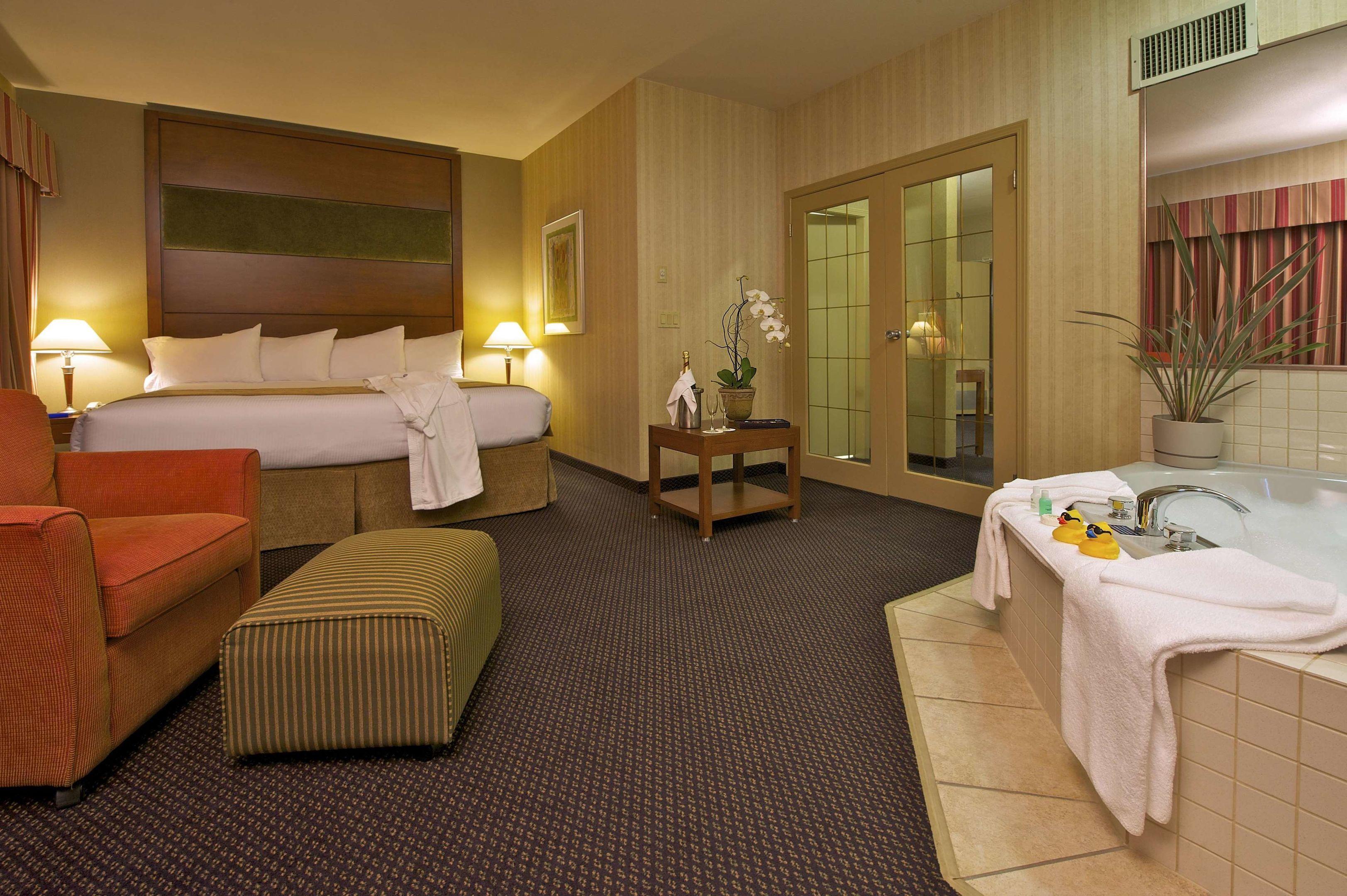 Coast Tsawwassen Inn — photo 4