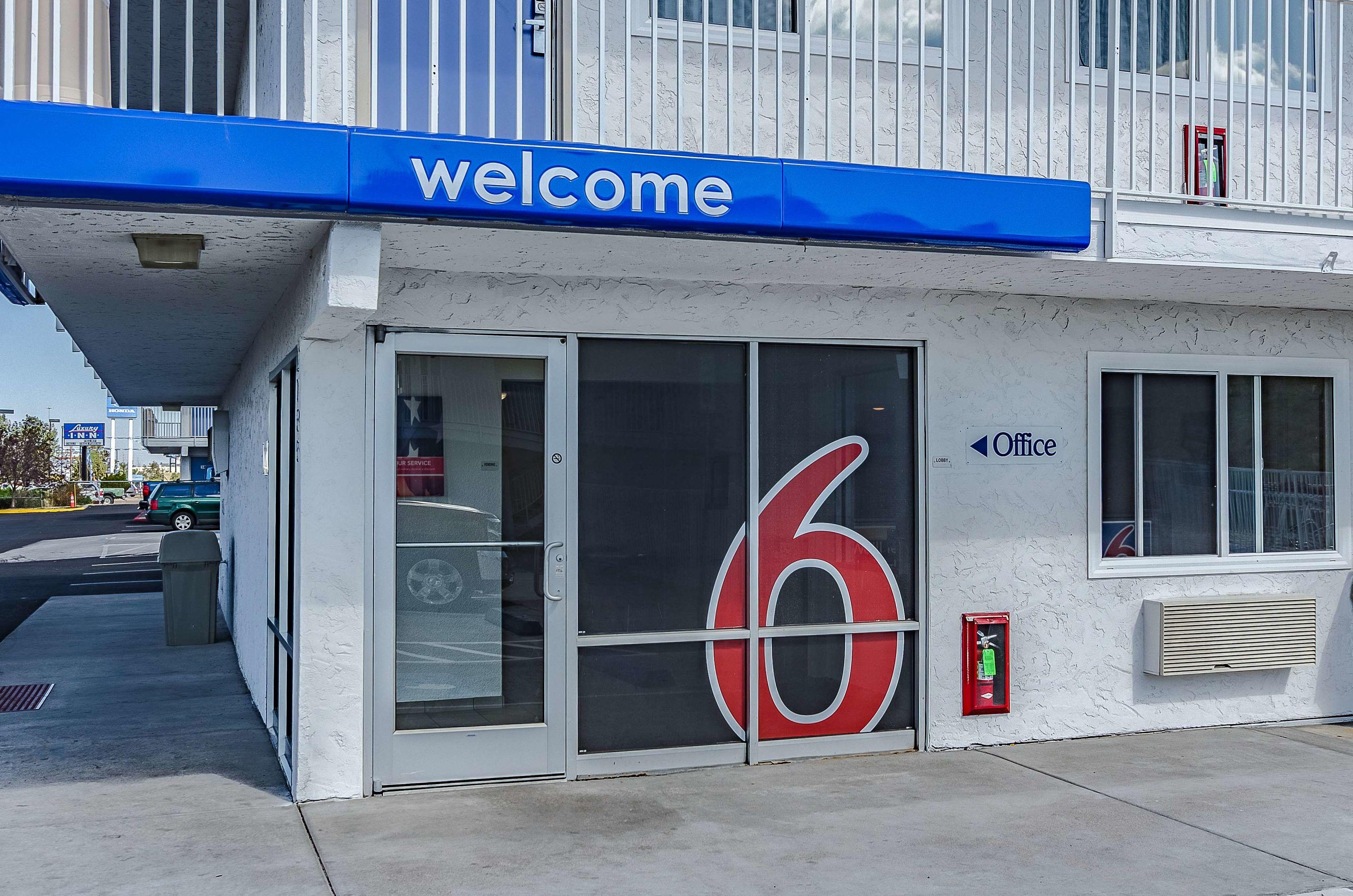 Motel 6 Cheyenne — photo 5