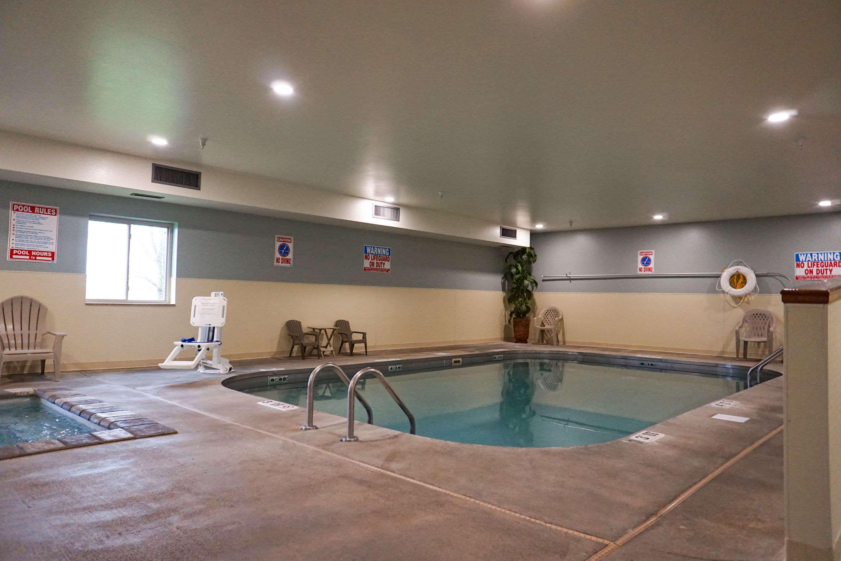 Quality Inn & Suites Watertown — photo 3