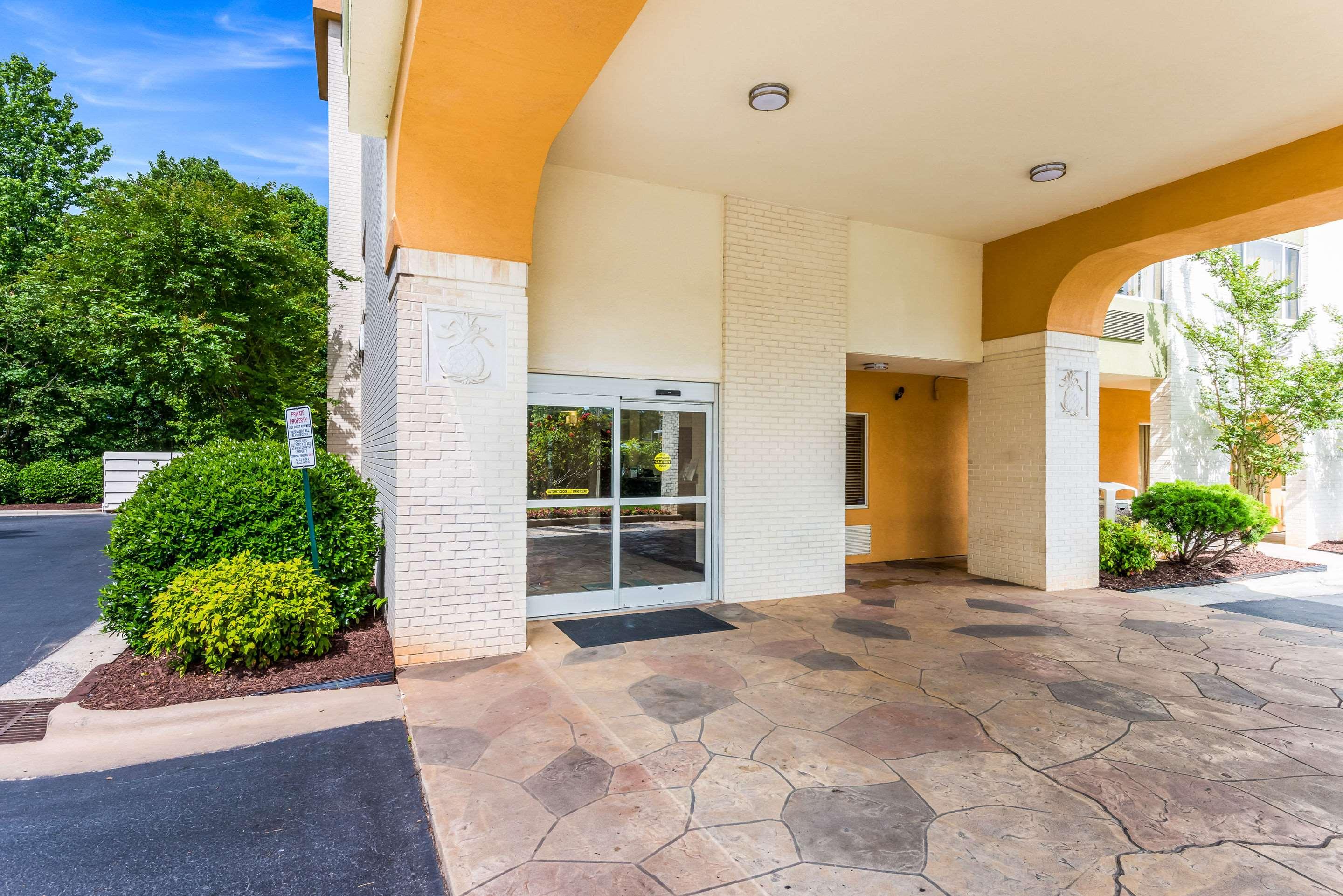 Quality Inn Huntersville near Lake Norman — photo 5
