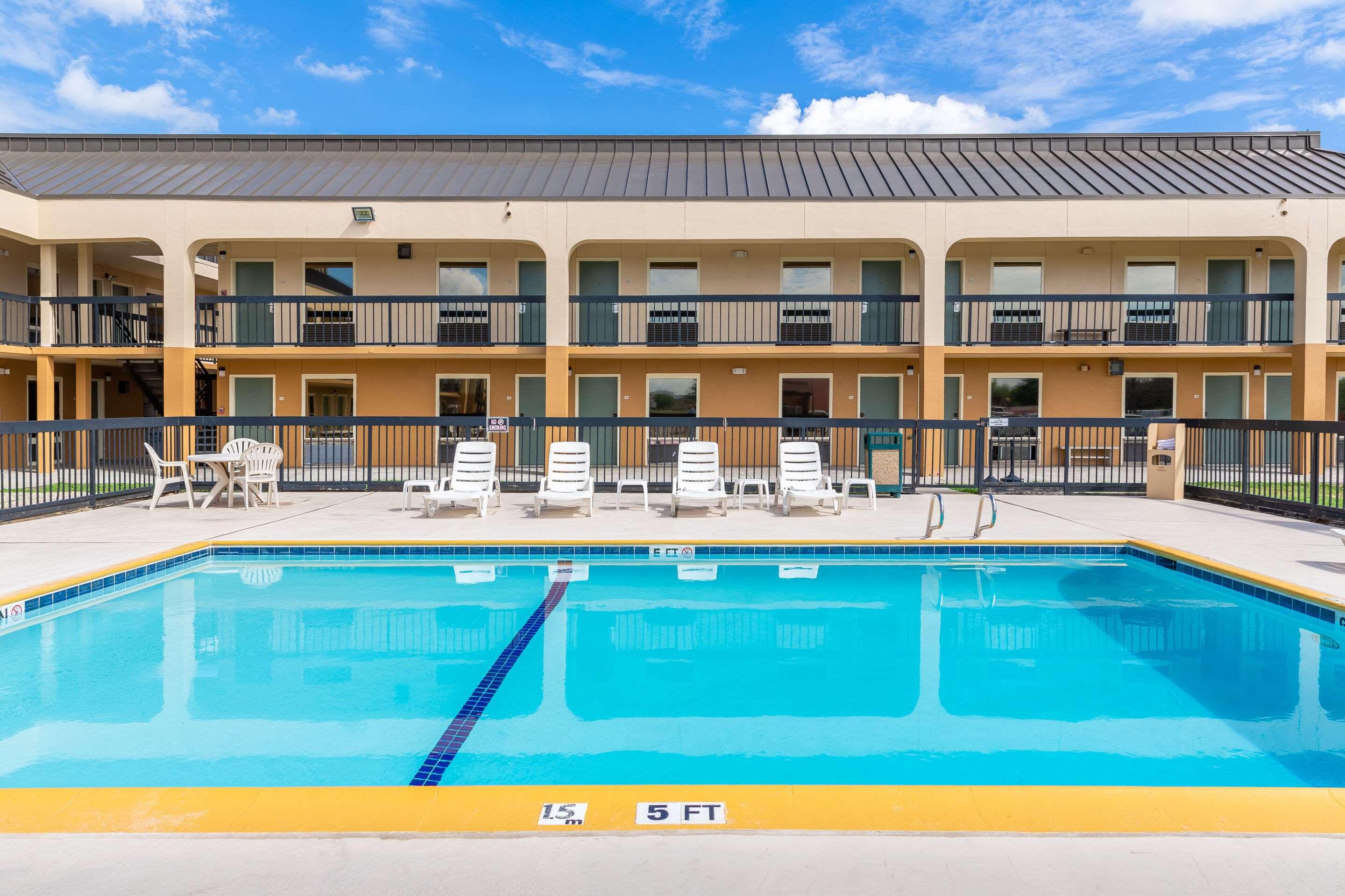Quality Inn at Arlington Highlands — photo 5