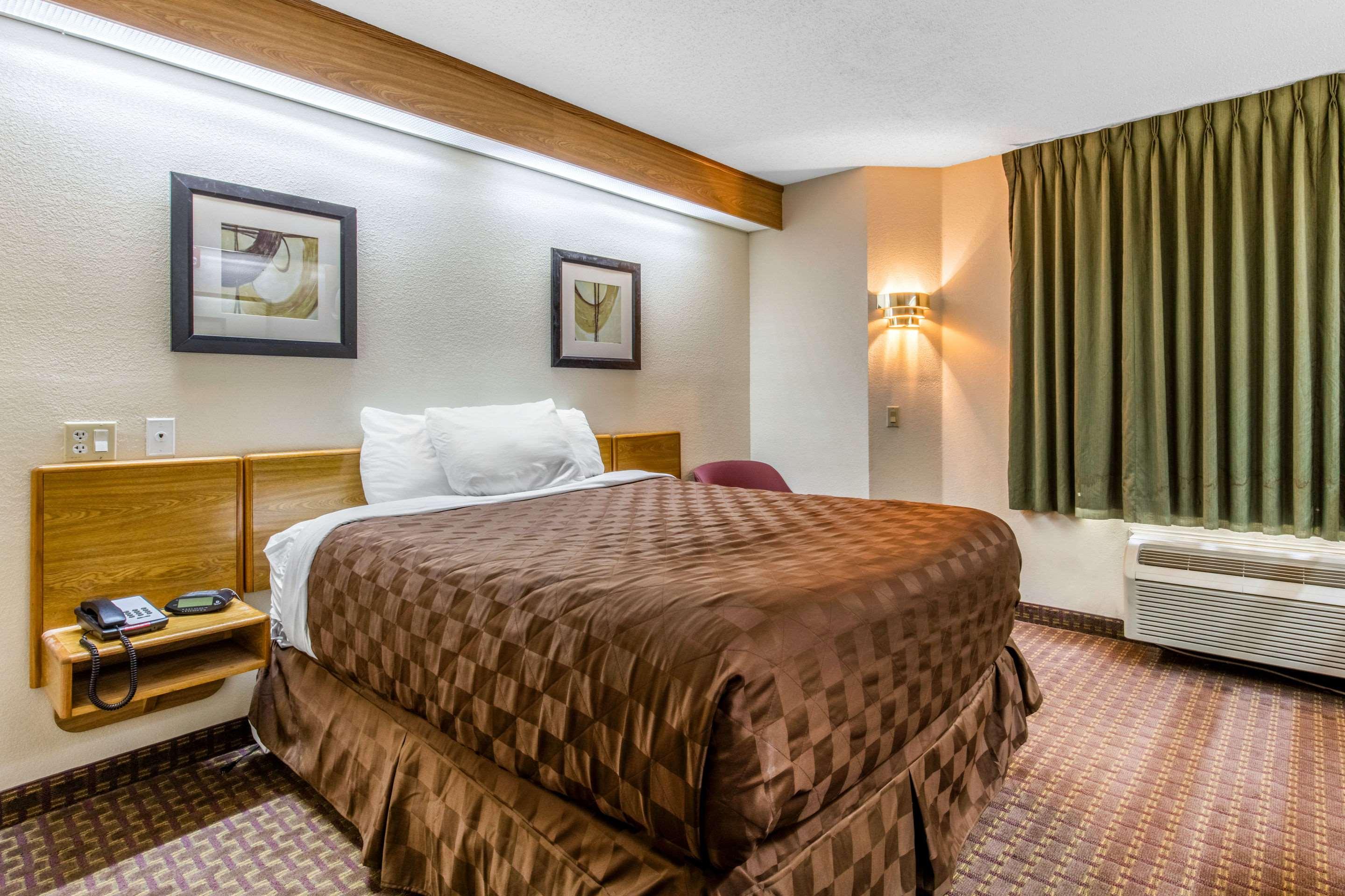 Rodeway Inn Memphis — photo 4