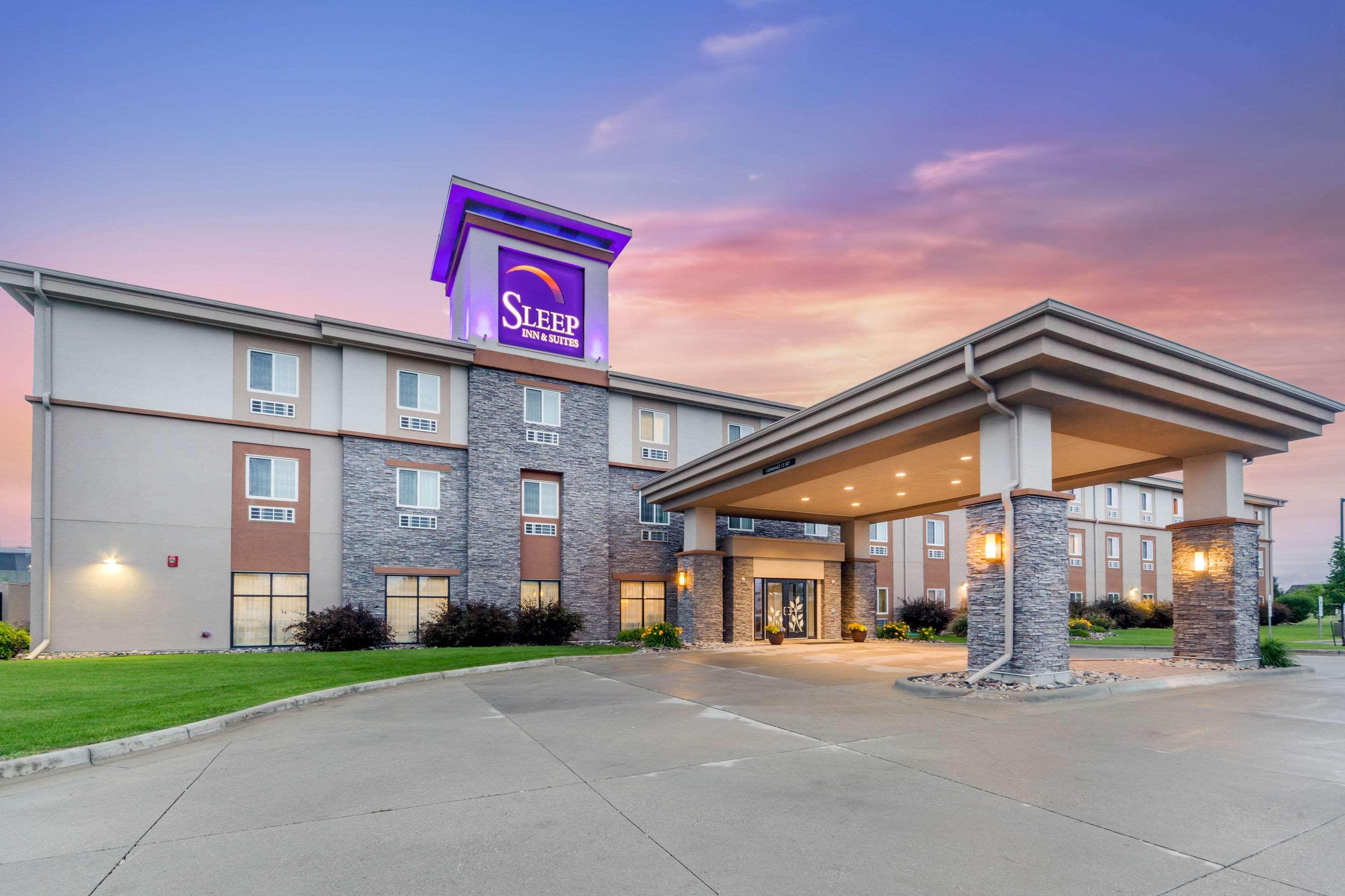 Sleep Inn & Suites Grand Forks — photo 3