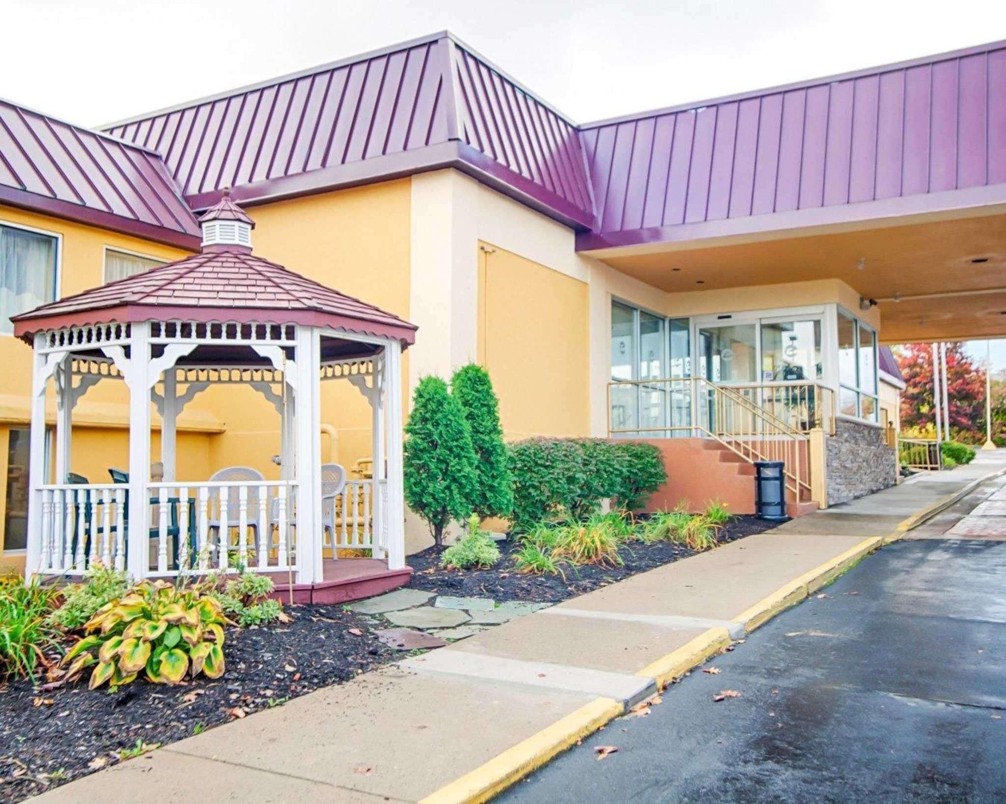 Quality Inn & Suites Fairgrounds — photo 3