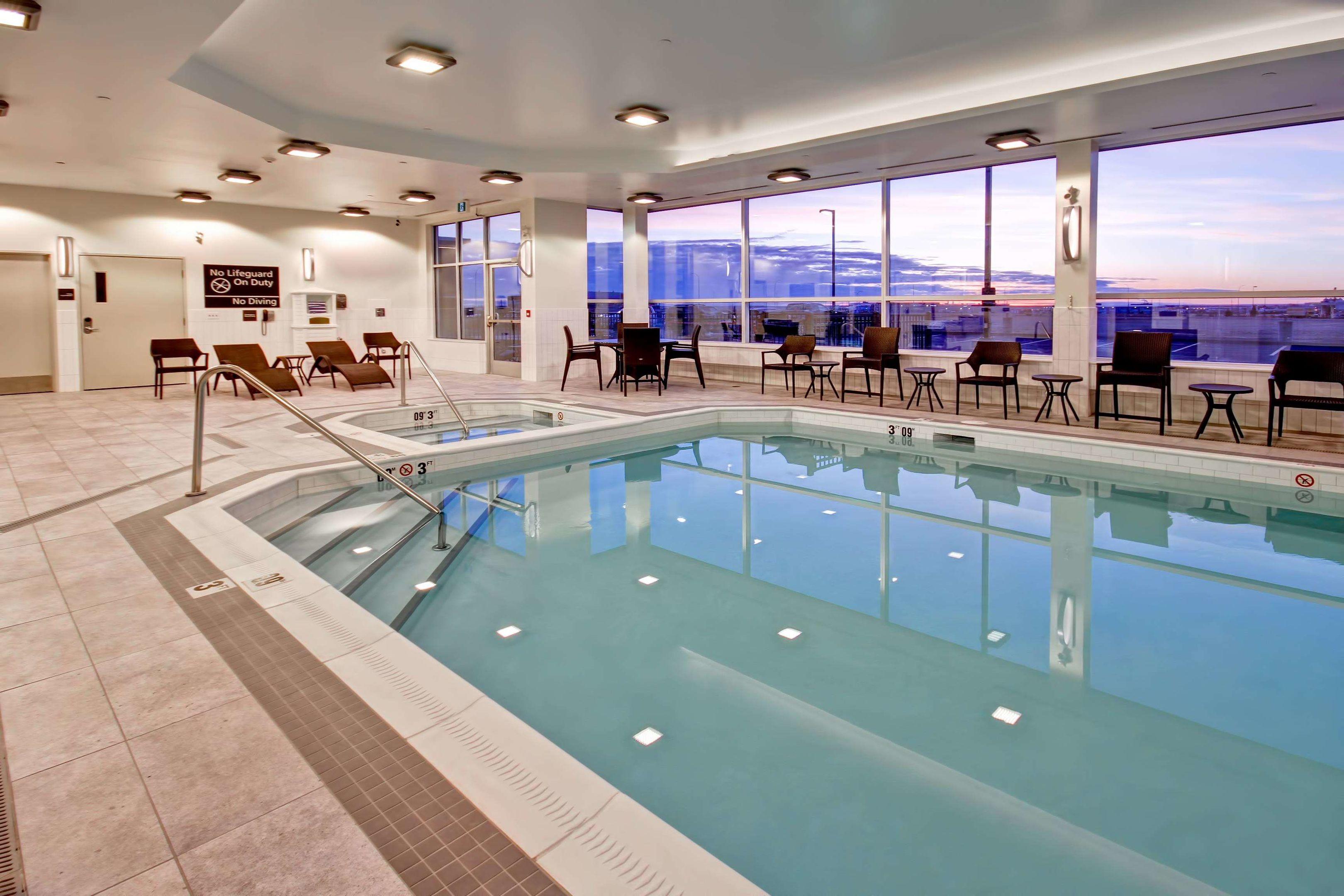 Hampton Inn & Suites by Hilton Medicine Hat — photo 4