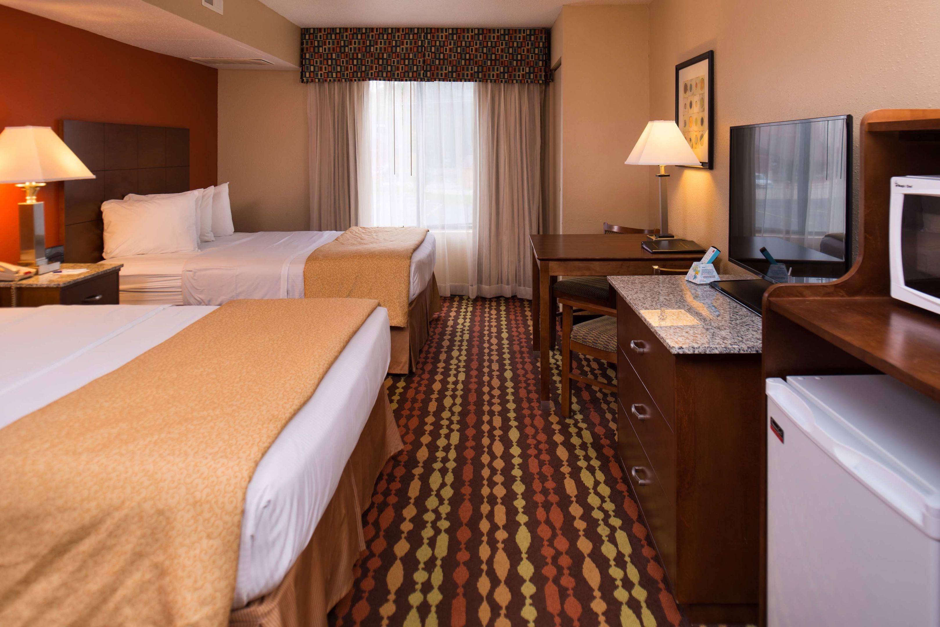 Best Western Ambassador Inn & Suites — photo 5