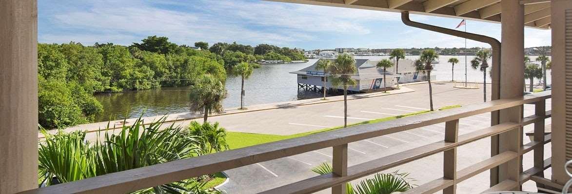 Cove Inn on Naples Bay — photo 4