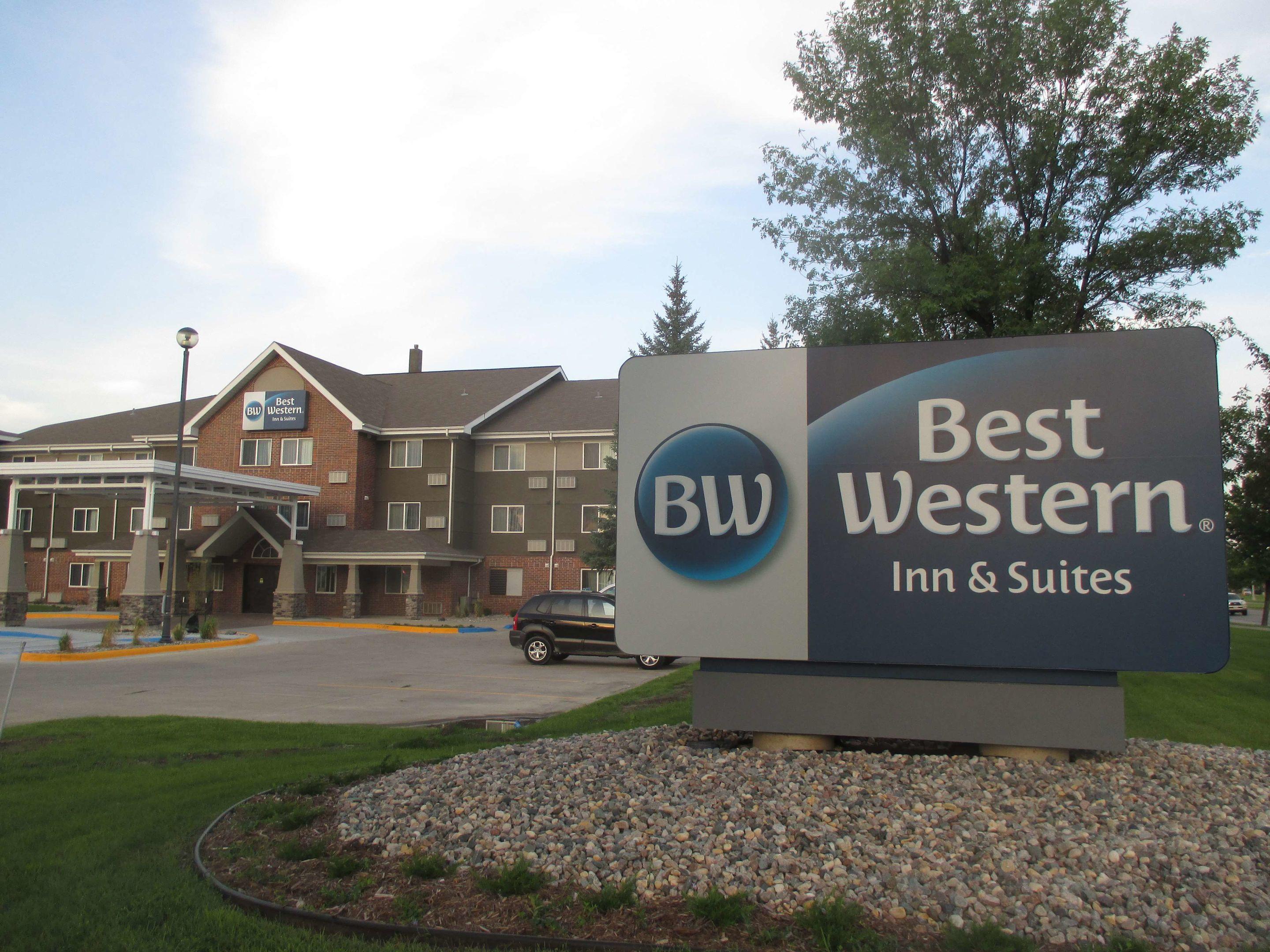 Best Western Harvest Inn & Suites — photo 3
